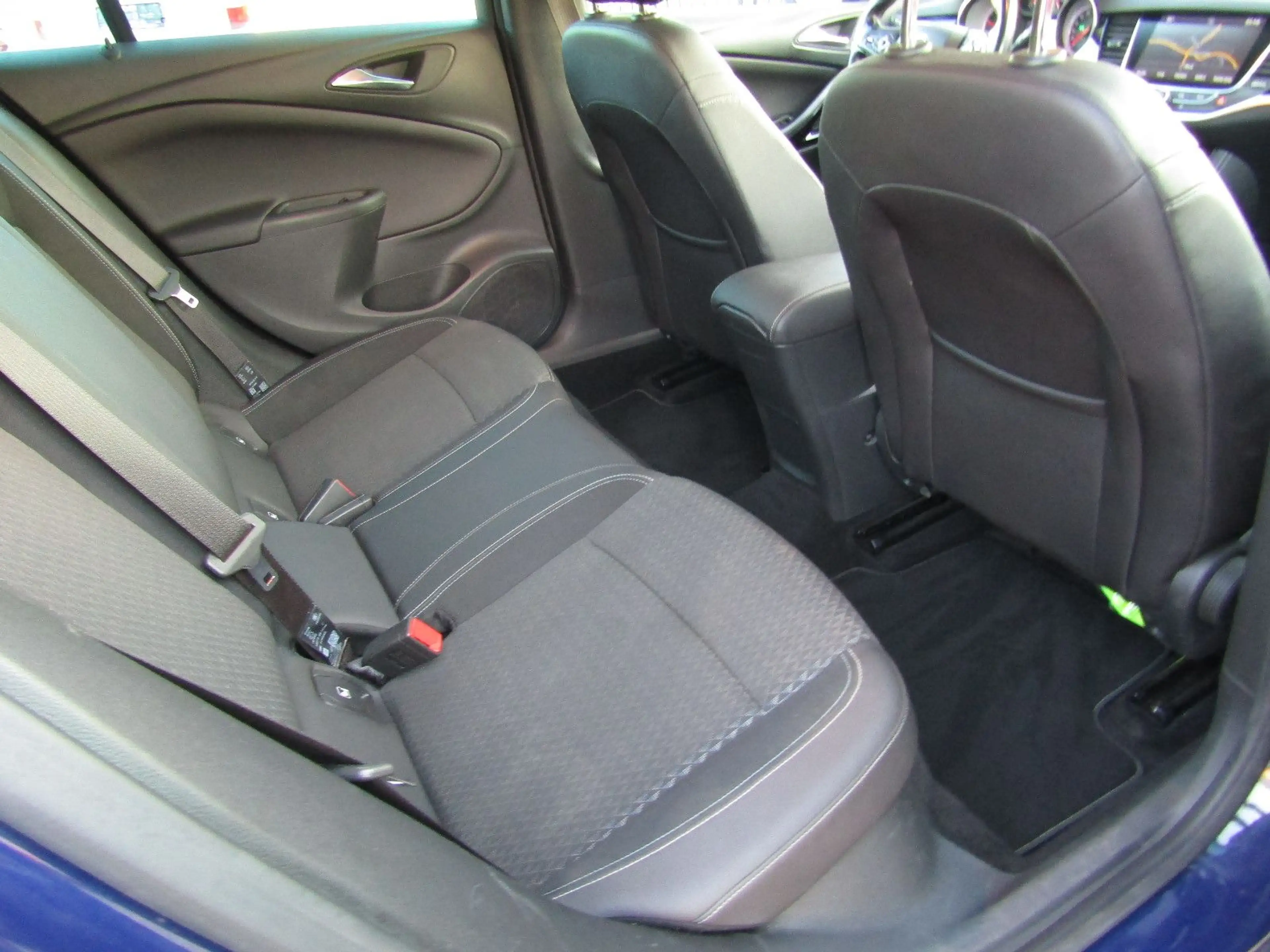 Opel Astra K Sports Tourer Innovation Start/Stop — photo 15