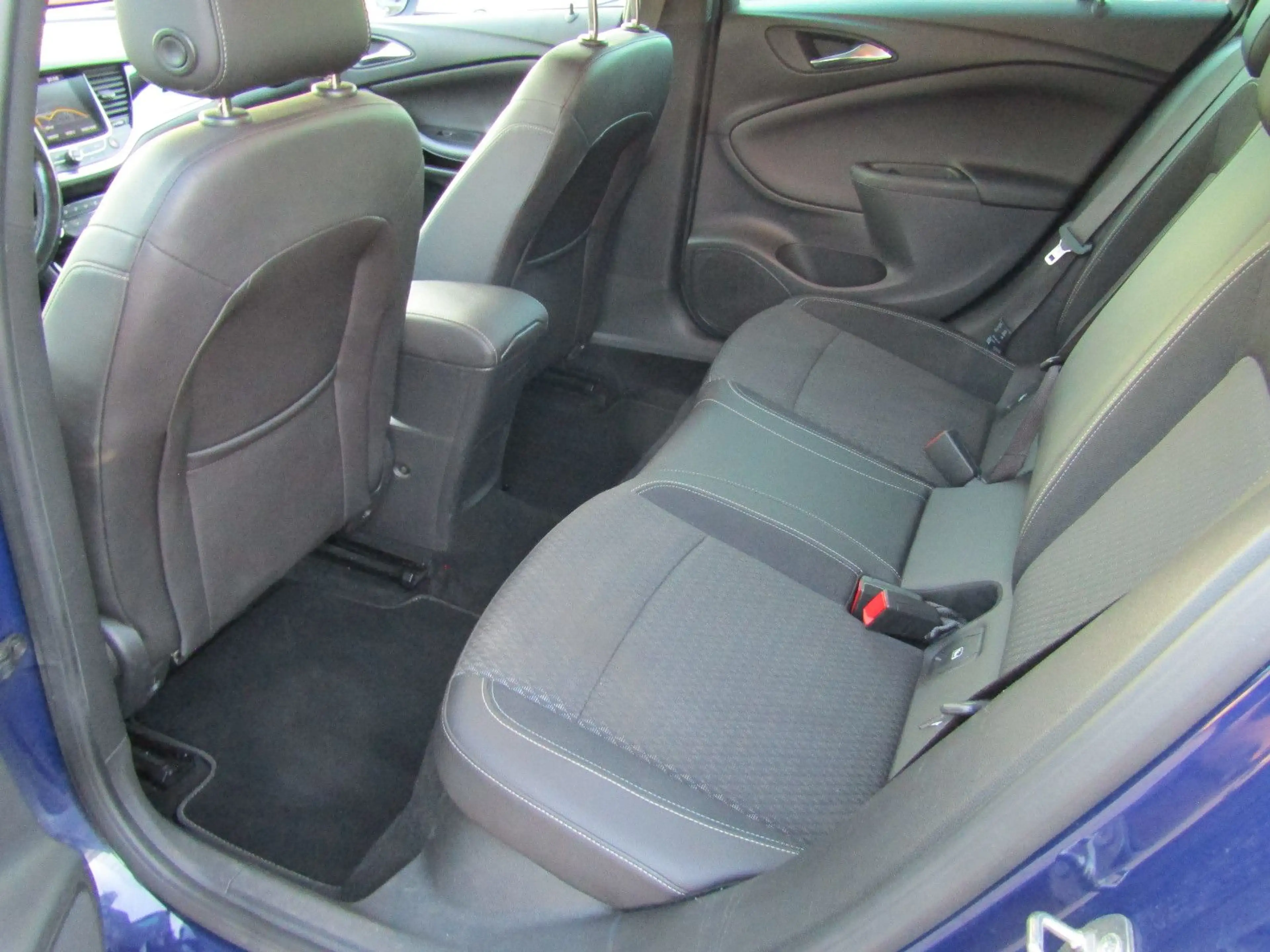Opel Astra K Sports Tourer Innovation Start/Stop — photo 11
