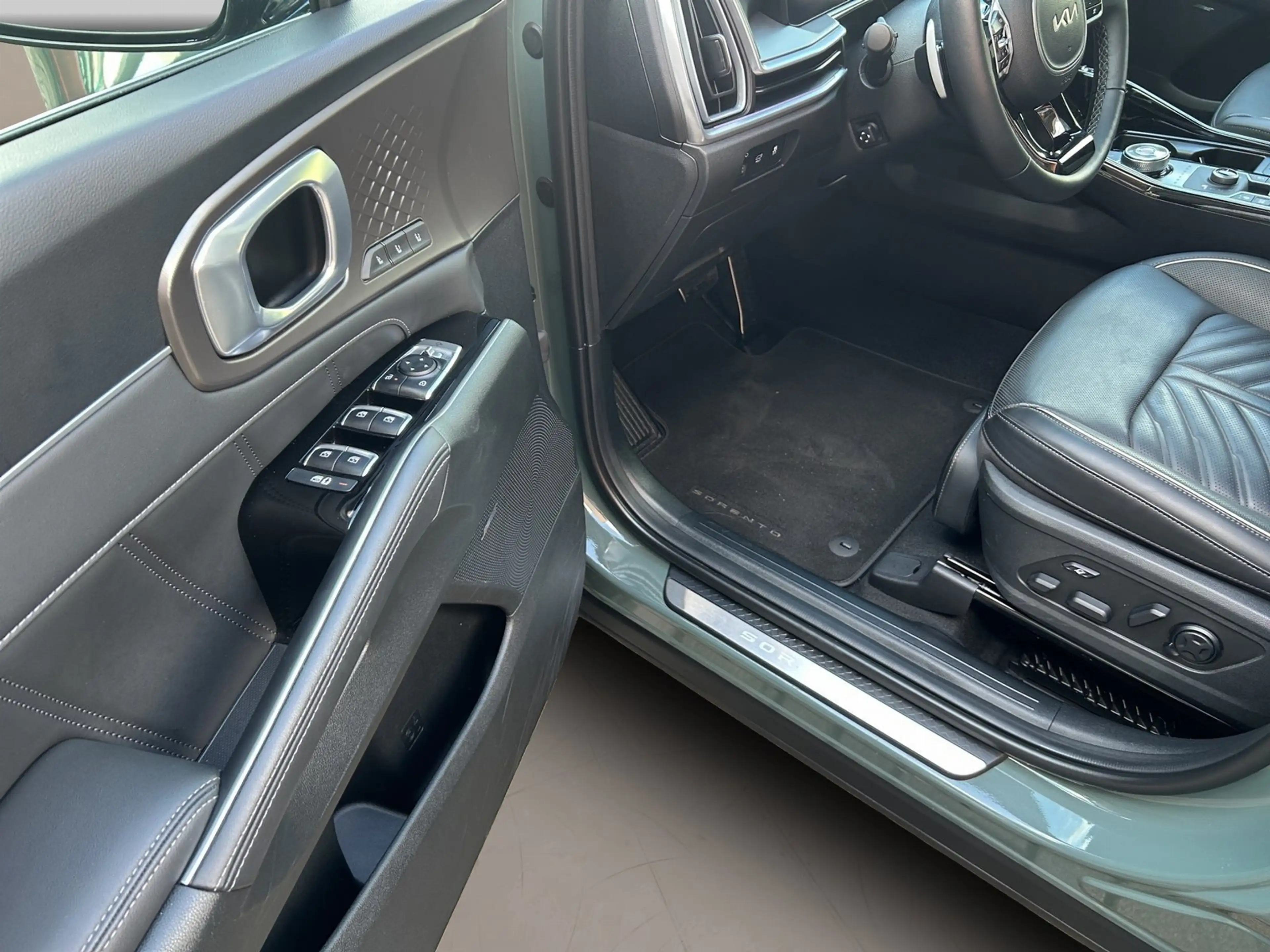 Kia Sorento 2.2 CRDi Platinum 7-Sit Premium Pano AHK — photo 14