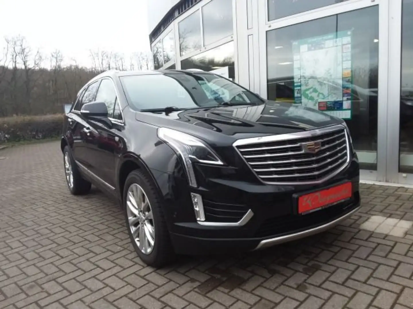 Cadillac XT5 3.6 V6 Platinum AWD Zwart - 2