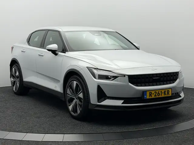 Polestar 2 view 5