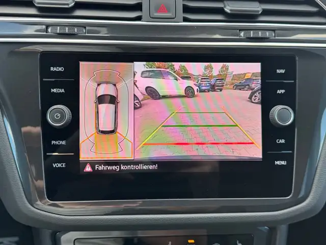 Volkswagen Tiguan view 15
