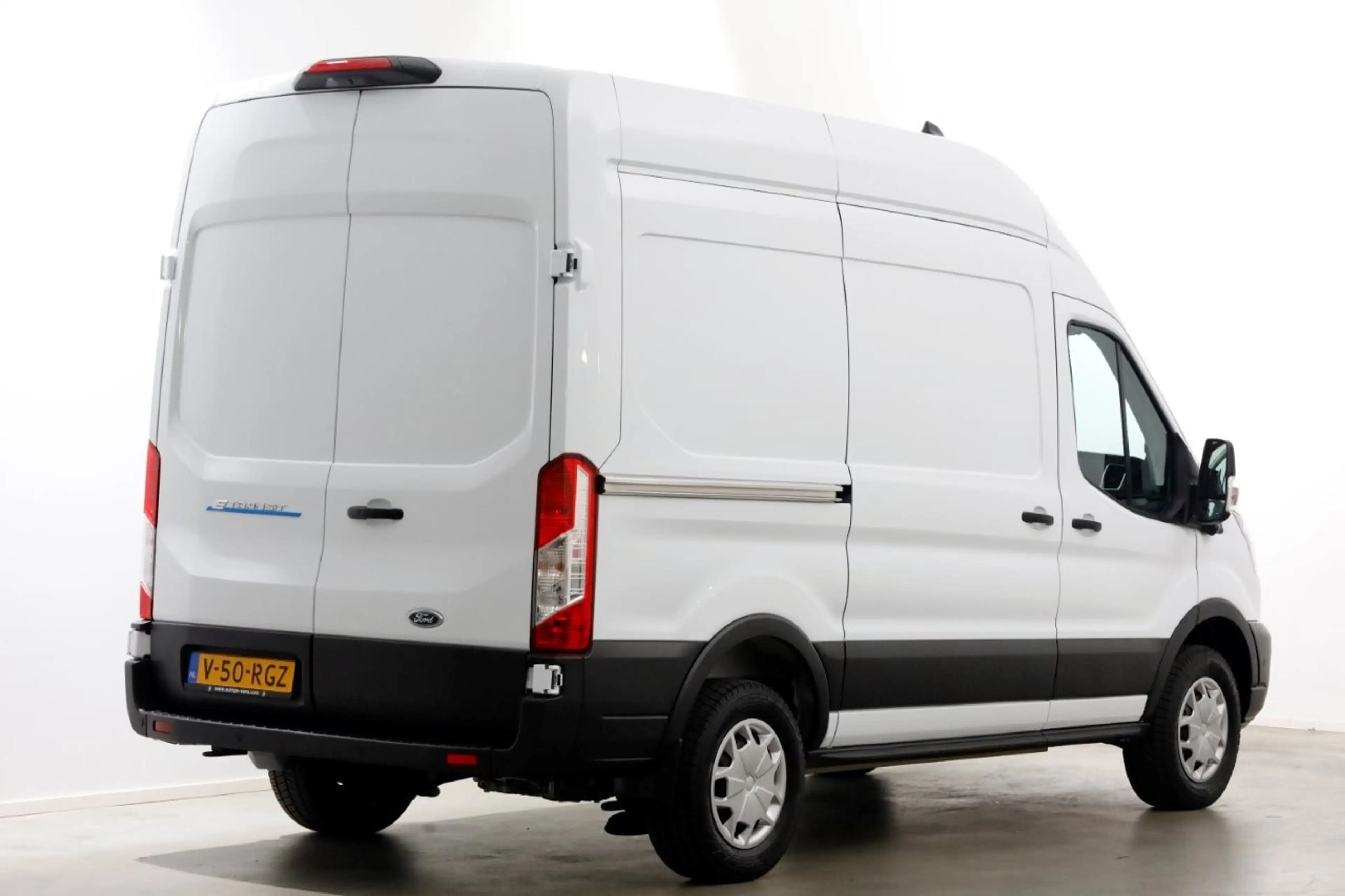Ford E-Transit 350 L2H3 68 kWh Trend 100% Elektrisch Snellader/Ai — photo 2