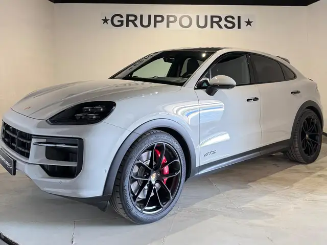 2025 Porsche Cayenne in Grey for sale