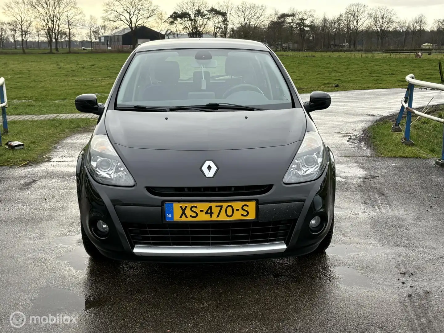 Renault Clio 1.2 Sélection Business Zwart - 2