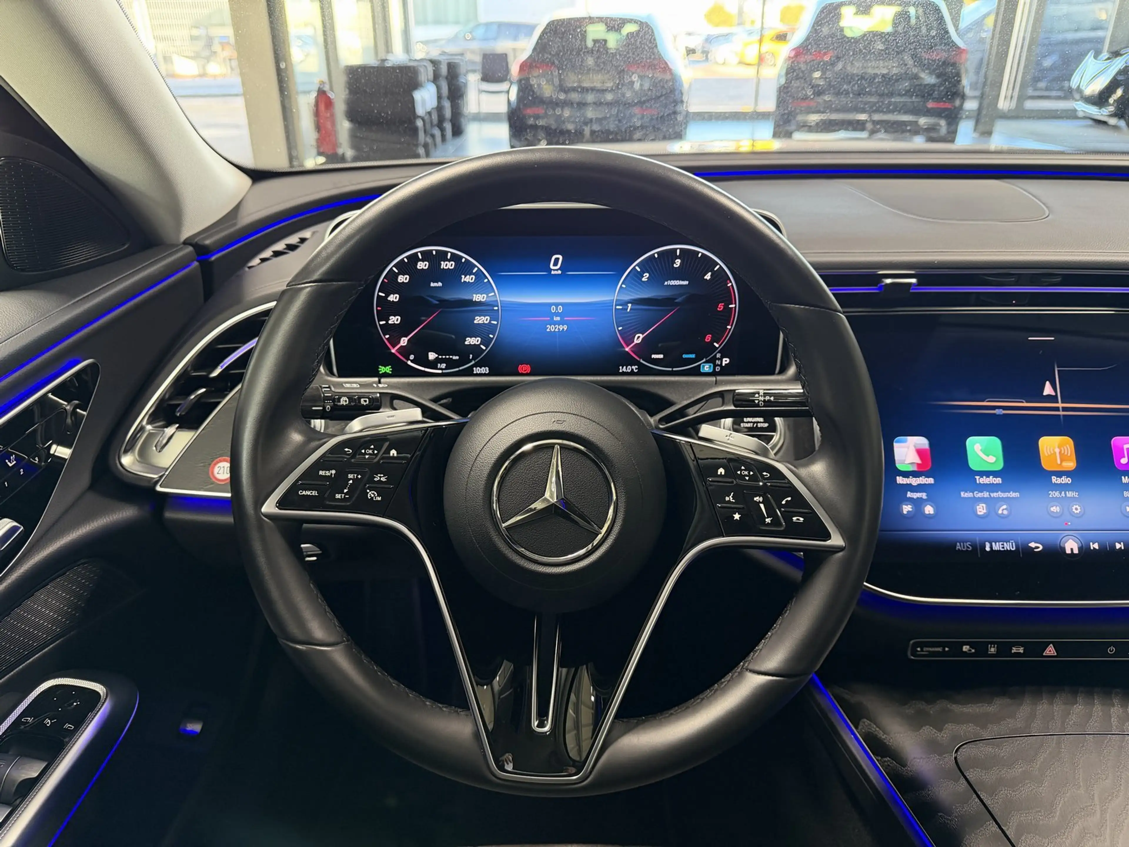 Mercedes-Benz E 220 d T Avantg STANDH AHK MEMORY+DIG.LIGHT+360° — photo 15