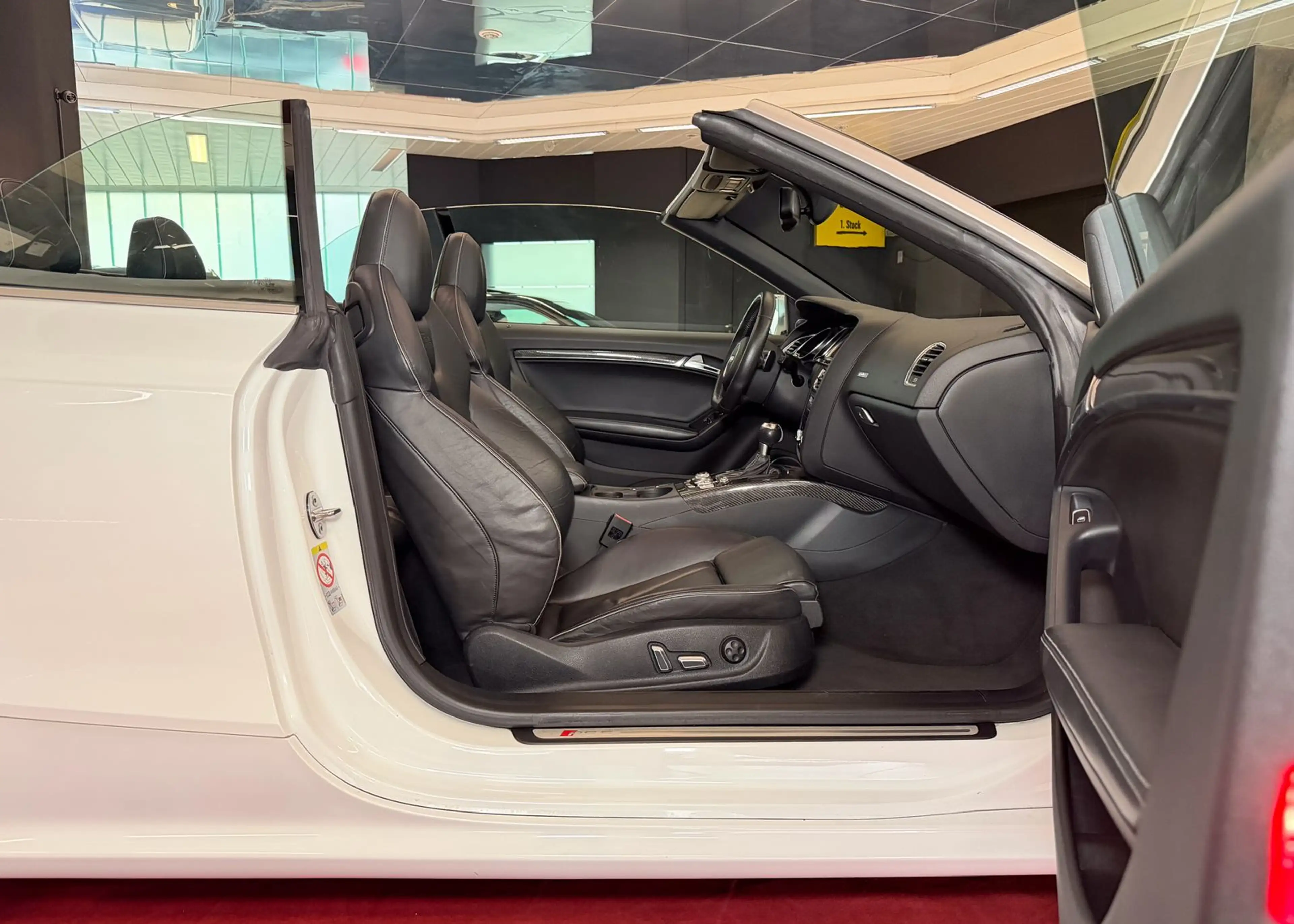 Audi RS5 4.2 FSI quattro Carbon BangOlufsen DAB — photo 31
