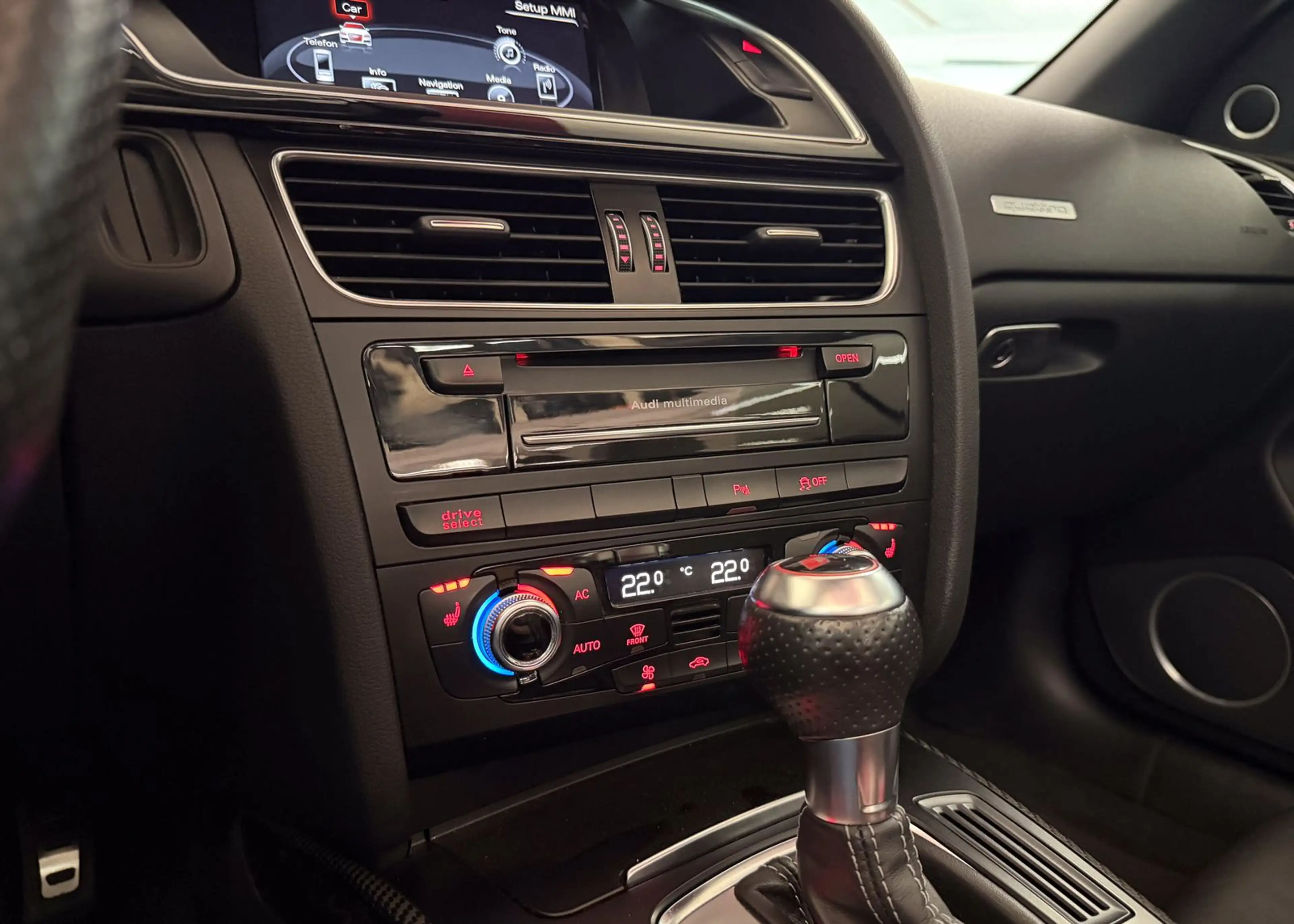 Audi RS5 4.2 FSI quattro Carbon BangOlufsen DAB — photo 27