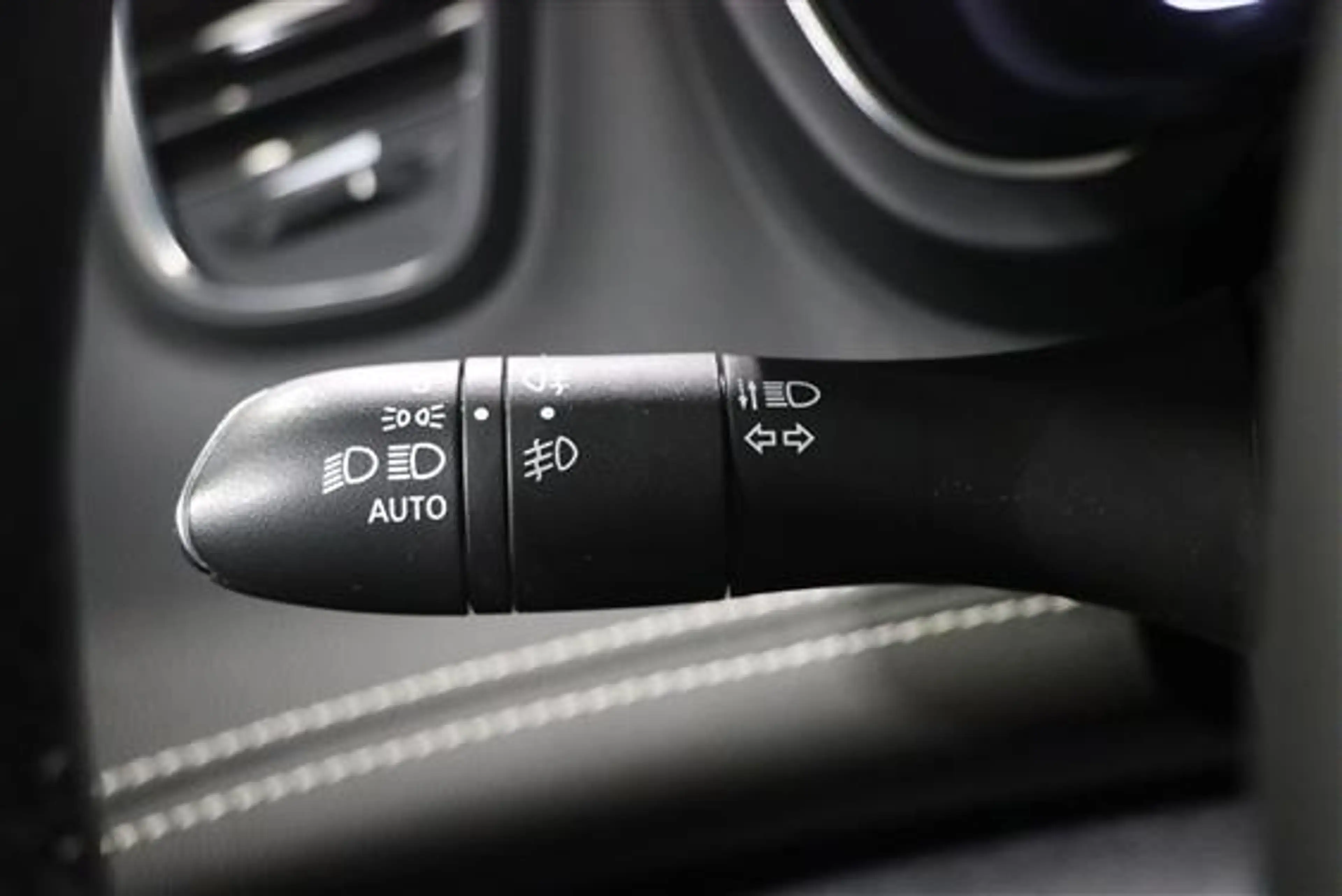 Renault Grand Scenic 1.33 TCE TECHNO EDC 7PL — photo 21
