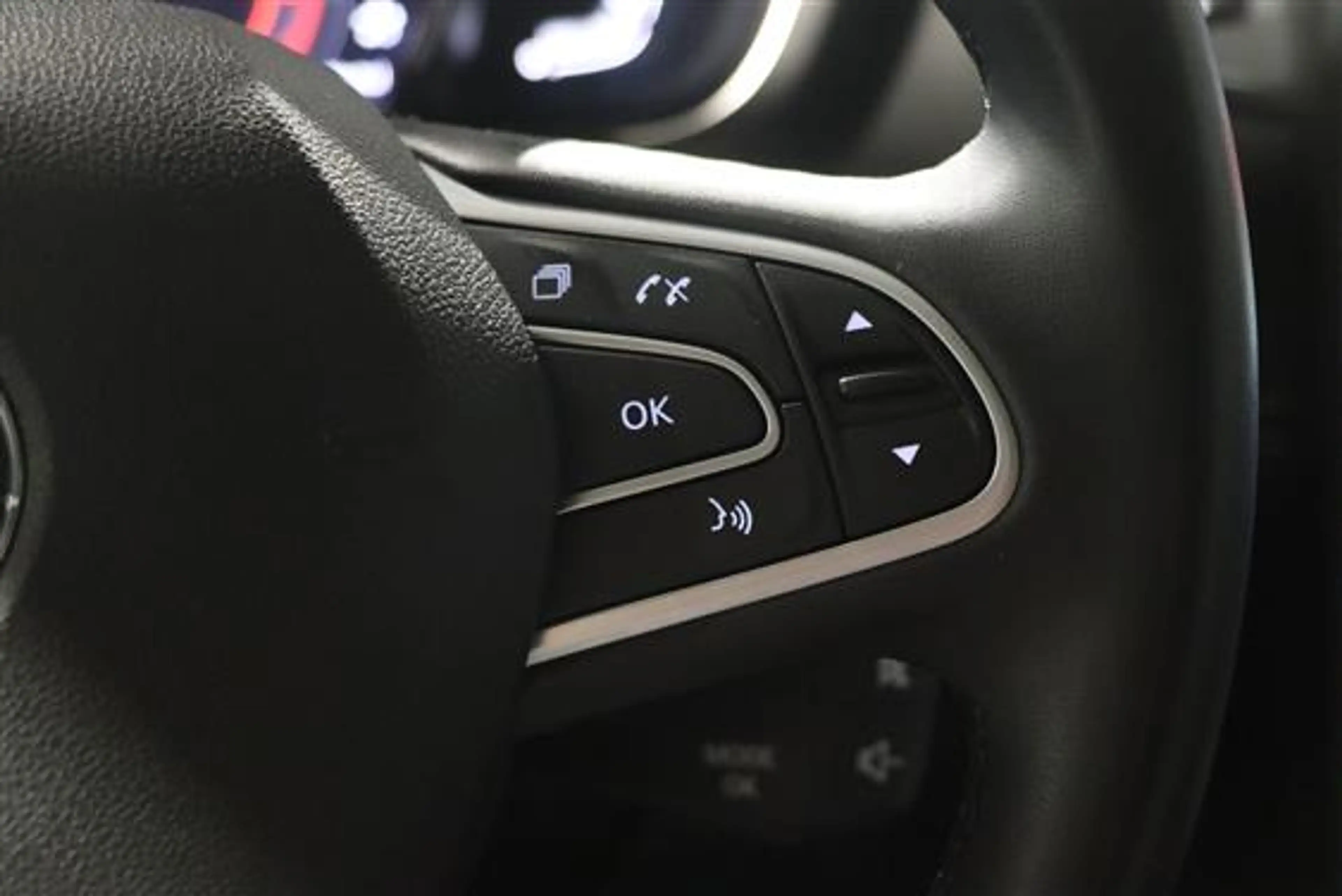 Renault Grand Scenic 1.33 TCE TECHNO EDC 7PL — photo 20