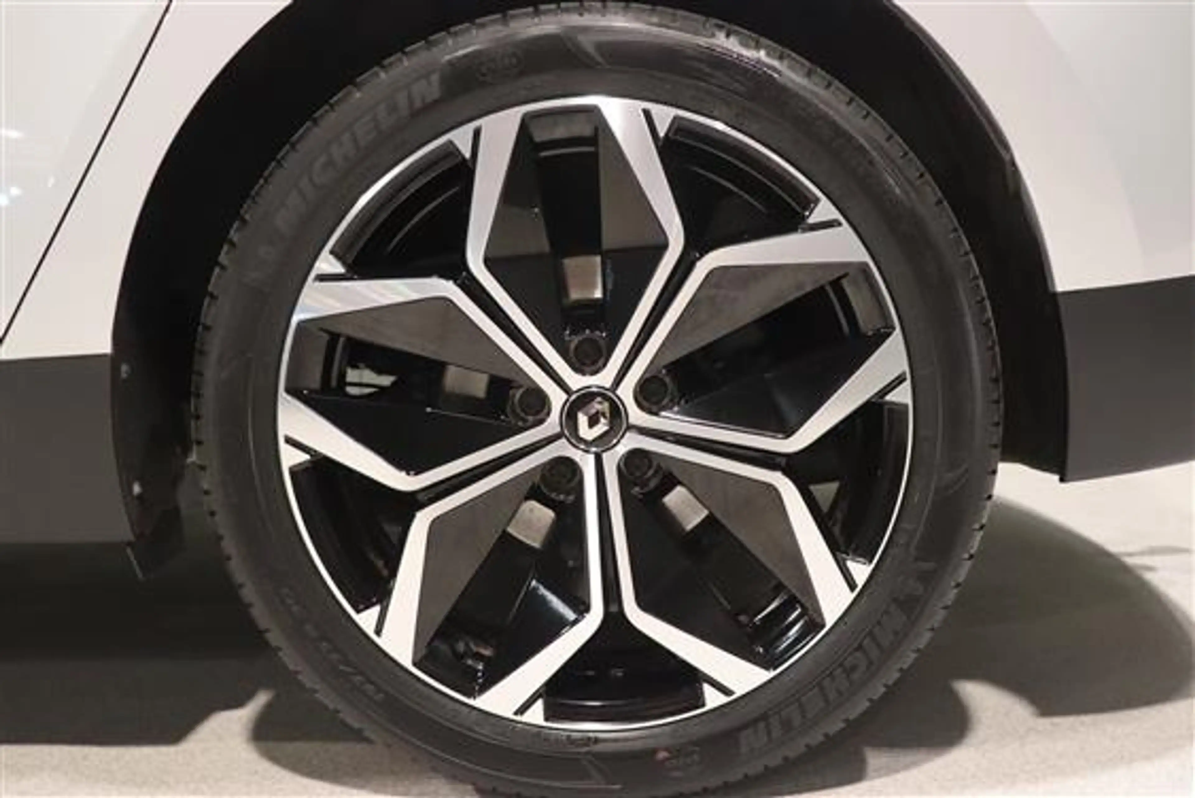 Renault Grand Scenic 1.33 TCE TECHNO EDC 7PL — photo 5
