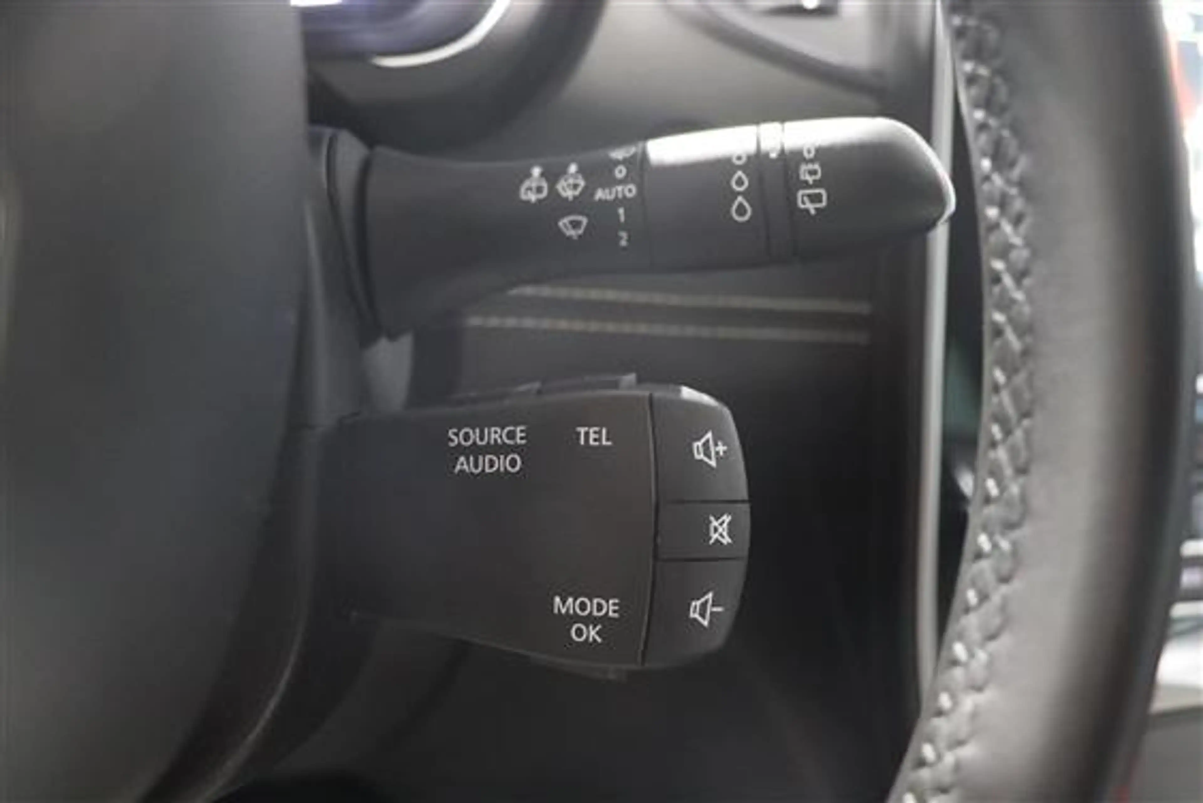 Renault Grand Scenic 1.33 TCE TECHNO EDC 7PL — photo 22