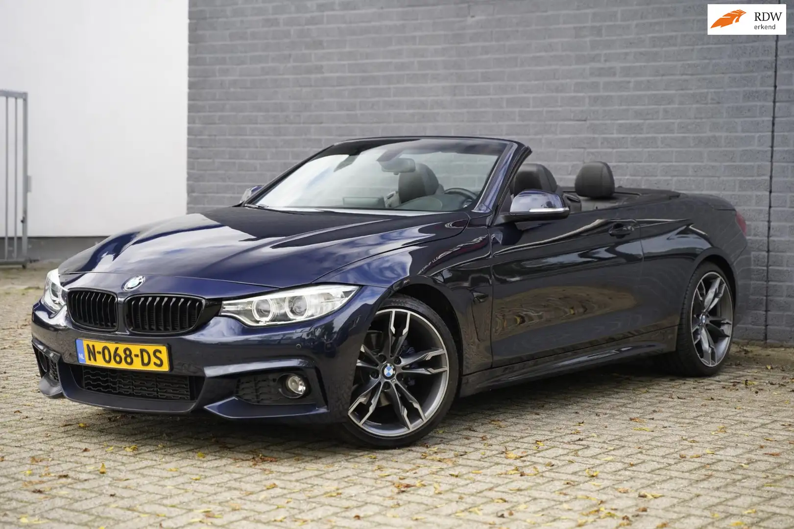 BMW 428 4-serie Cabrio 428i 245pk M Sport, Leder, Apple Ca Blauw - 1