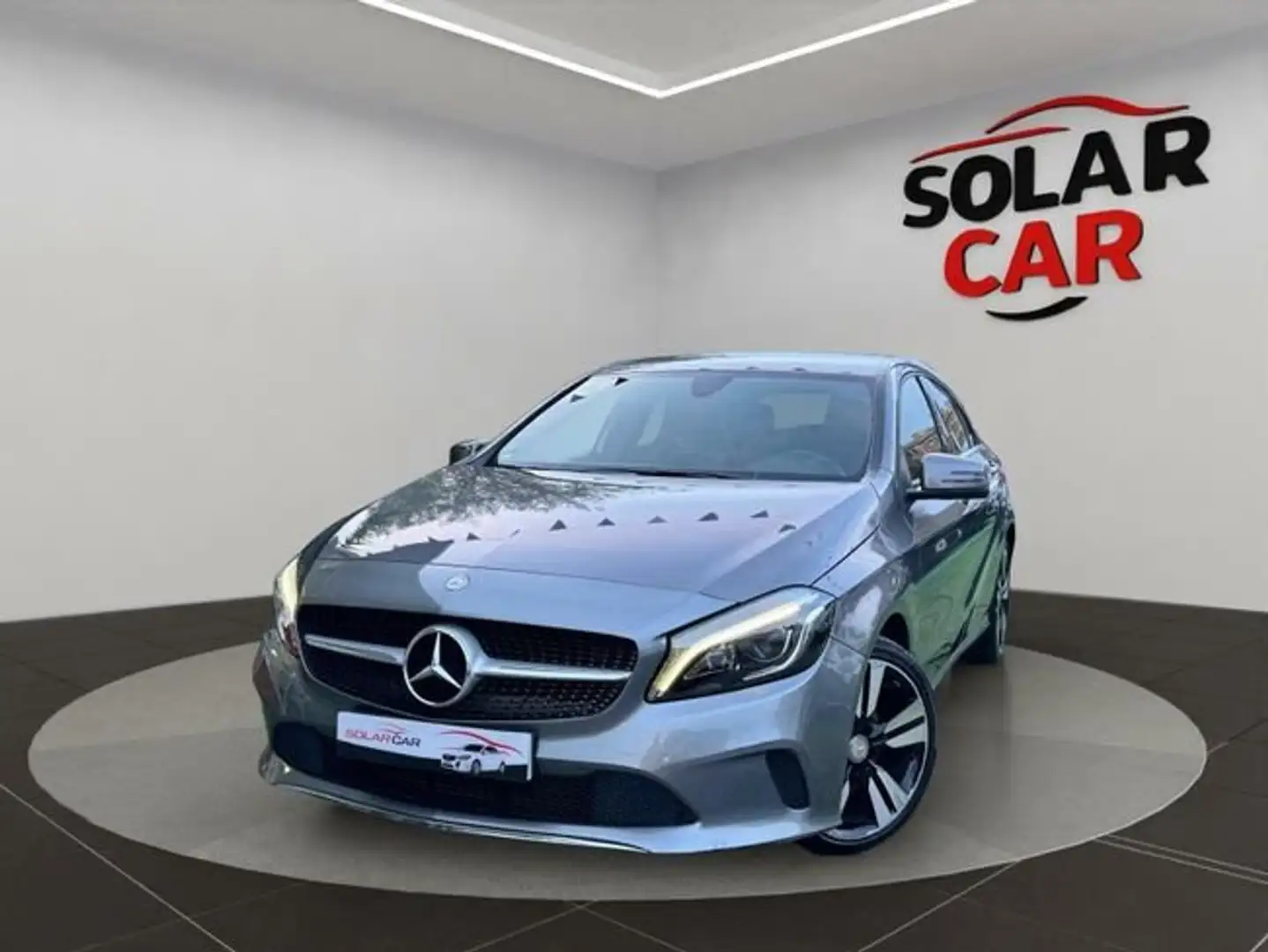 Mercedes-Benz A 220 2.2 136CV Gris - 1