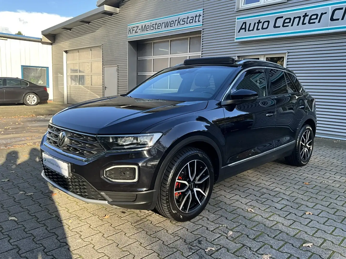 Volkswagen T-Roc 2,0 TSI 4MOTION DSG "Sport" (Automatik) Noir - 1