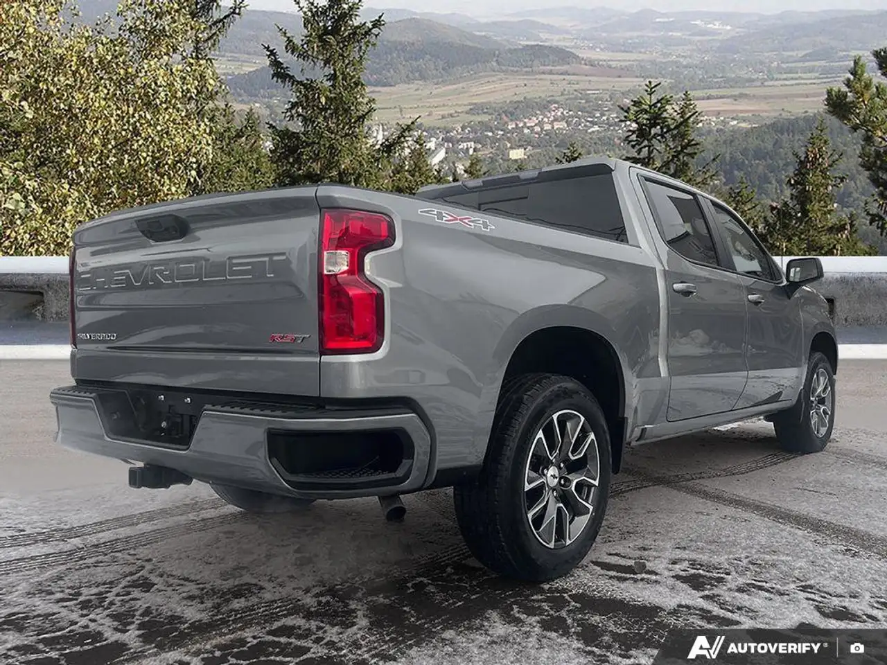 Chevrolet Silverado 1500 снимка Chevrolet Silverado 1500