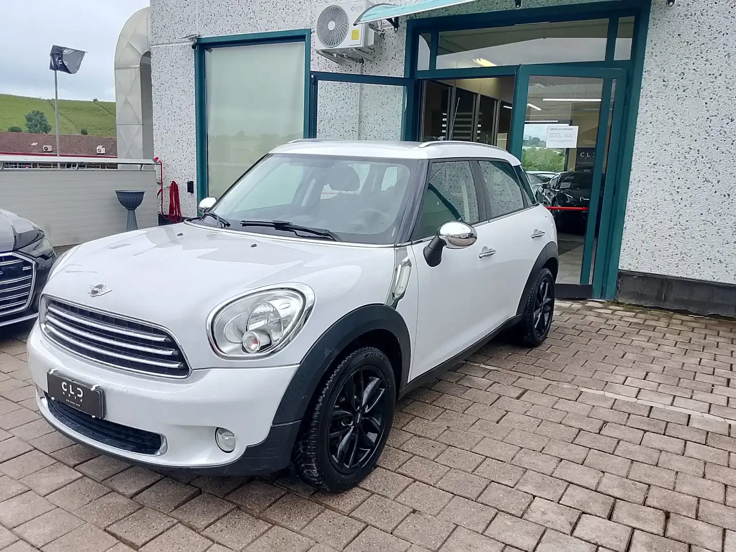 MINI One D Countryman 1.6cc neopat. Bílá - 2