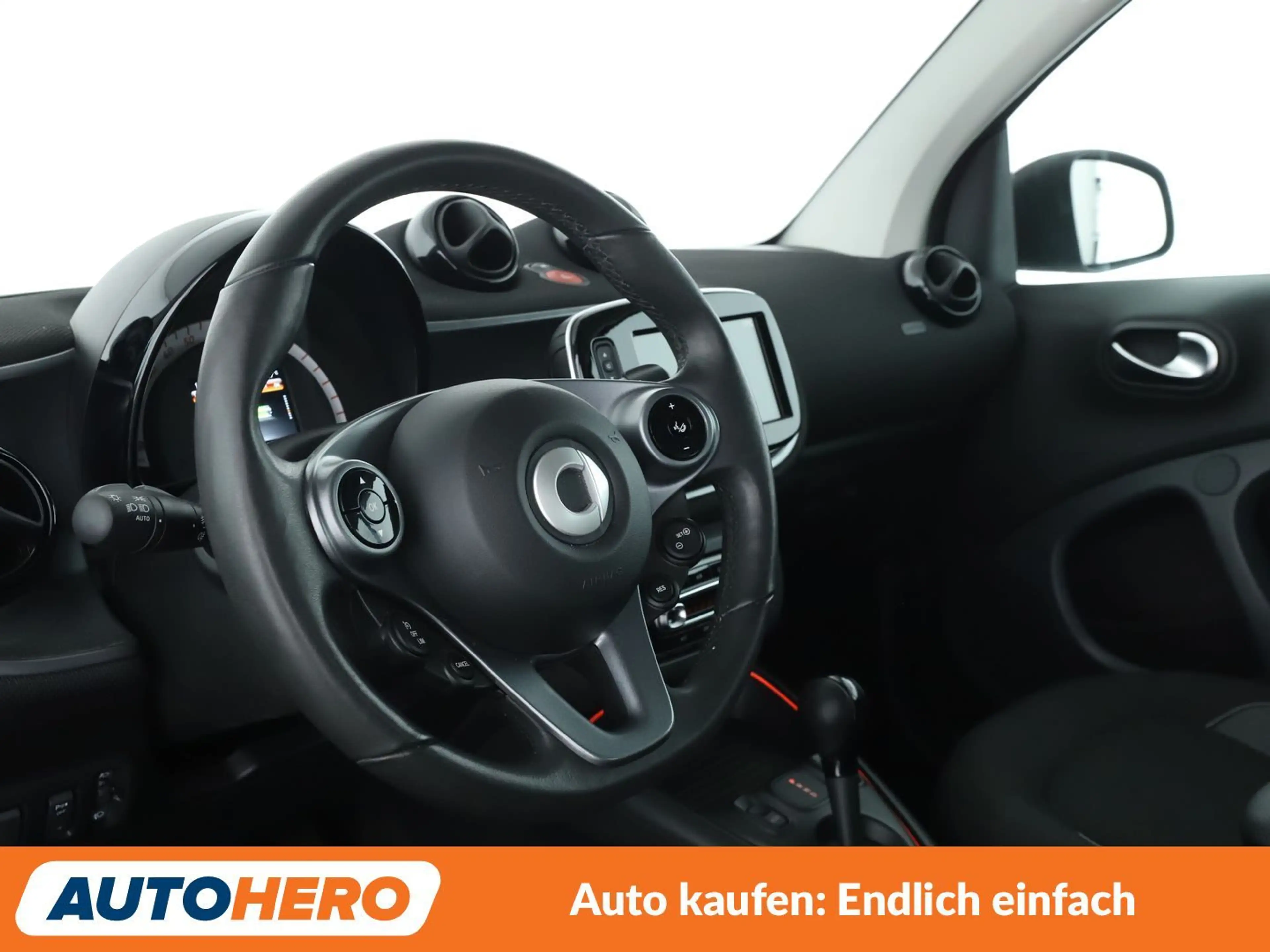 smart forTwo electric drive 60 kW passion Aut.*NAVI*LED*TEMPO* — photo 10