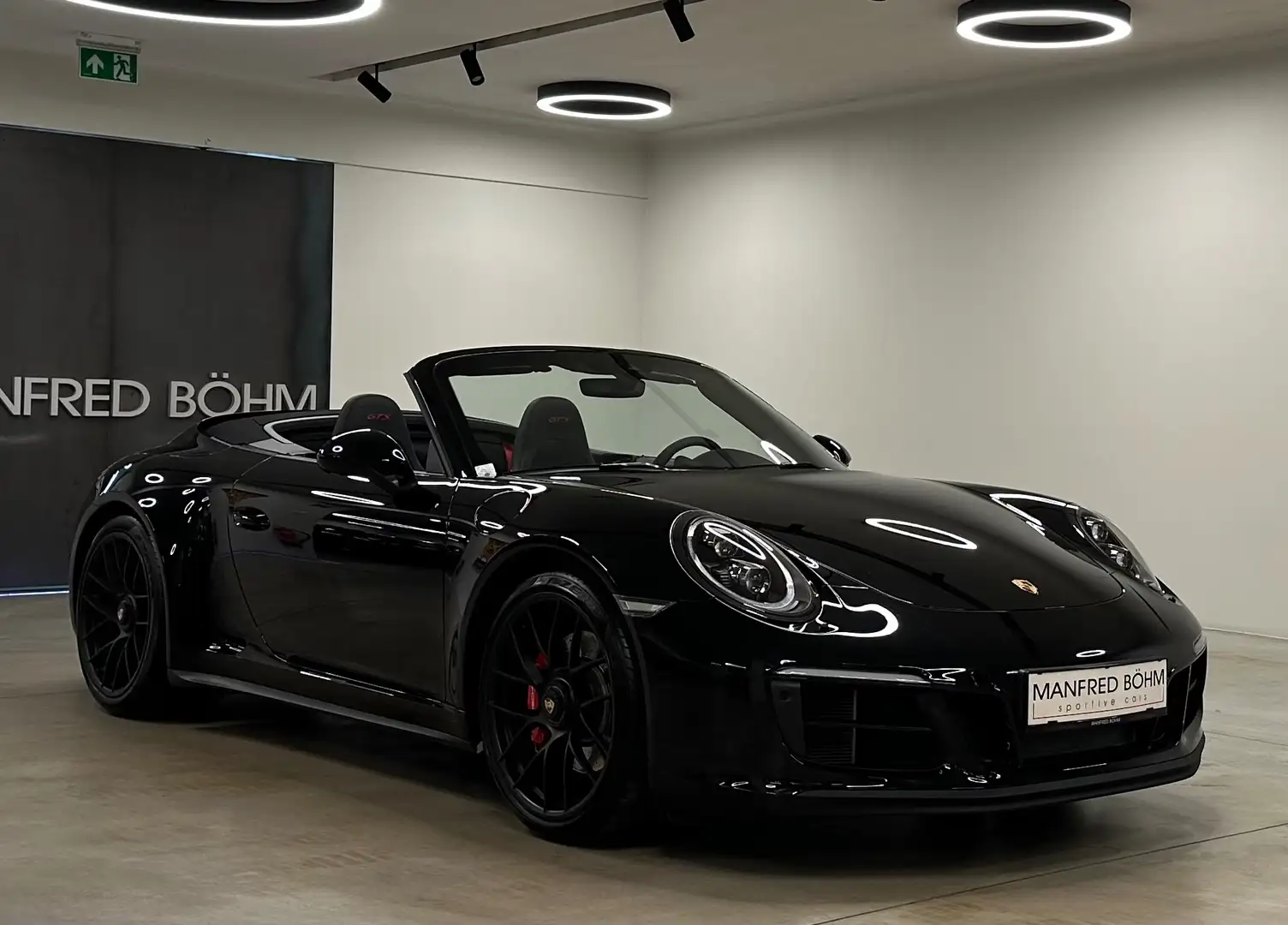 Porsche 911 911 Carrera 4 GTS Cabrio PDK - Modell 991.2 Schwarz - 1