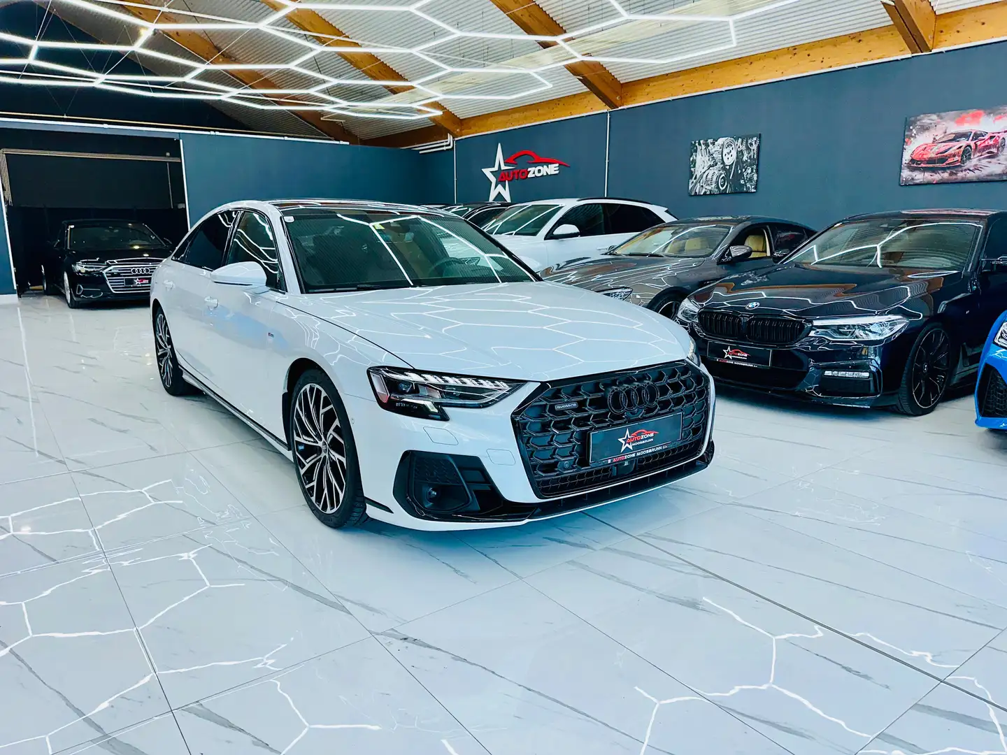 Audi A8 60 TFSI e L quattro Weiß - 1