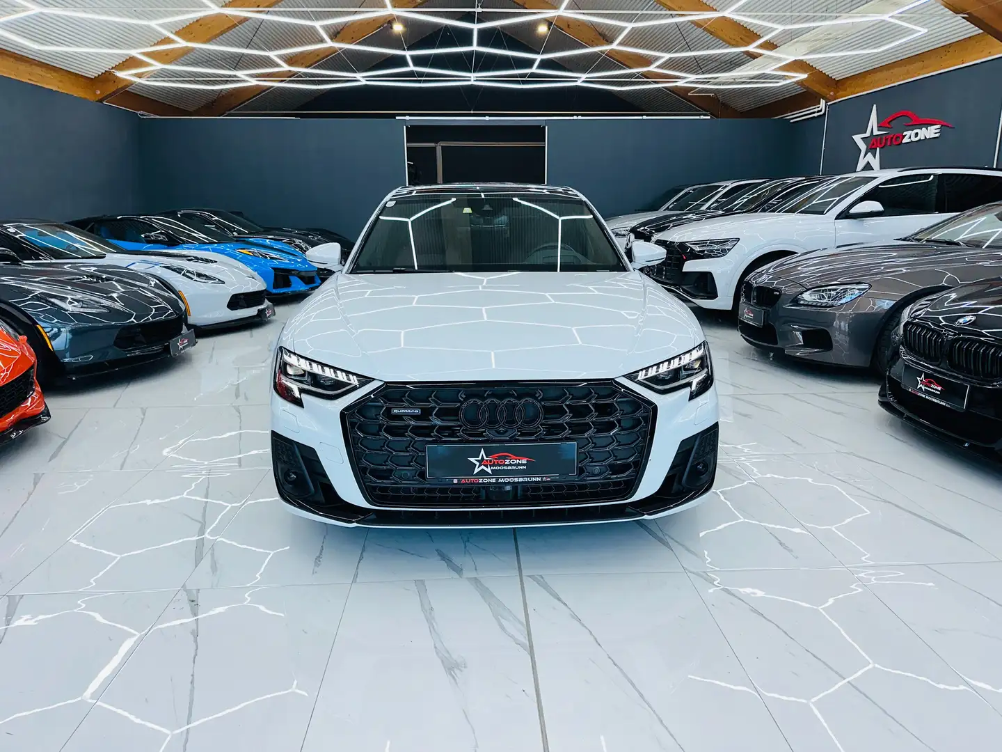 Audi A8 60 TFSI e L quattro Weiß - 2
