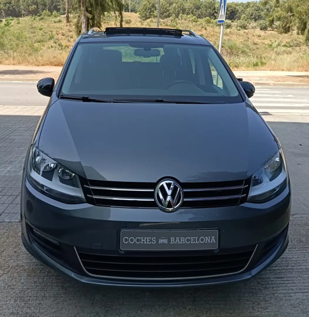 Volkswagen Sharan 2.0TDI Travel BMT 140 Gris - 1