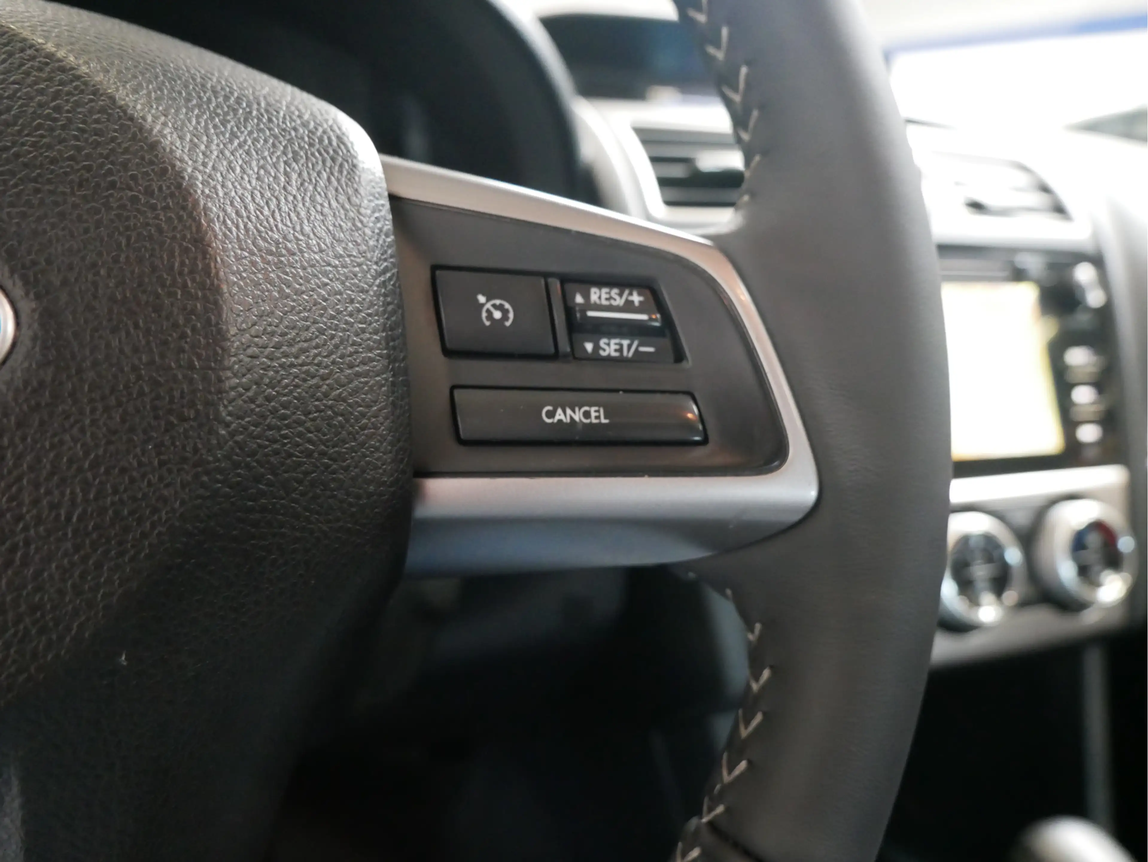 Subaru XV 2.0i Premium AWD — photo 15