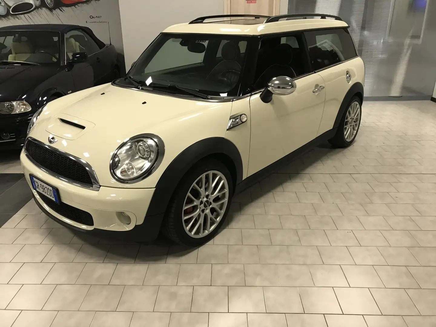 MINI John Cooper Works Clubman 1.6 Action Chili Weiß - 1