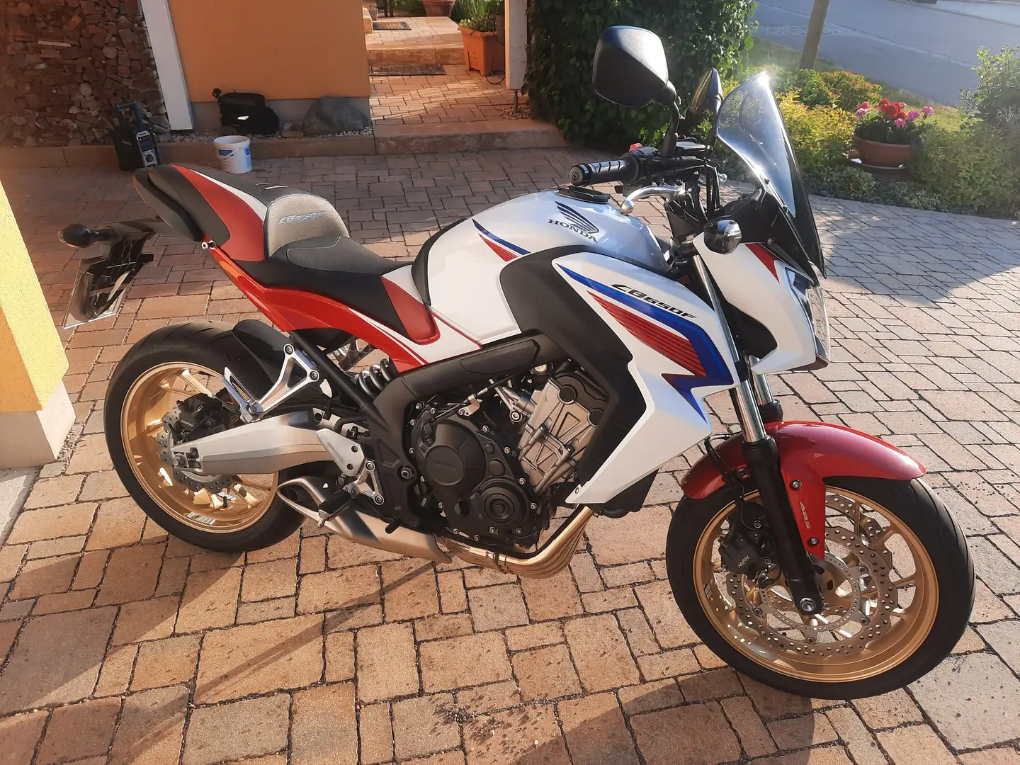 Honda CB 650 F Blanc - 1