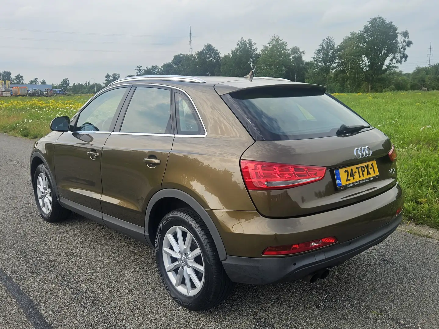 Audi Q3 2.0 TFSI quattro Pro Line Bruin - 2