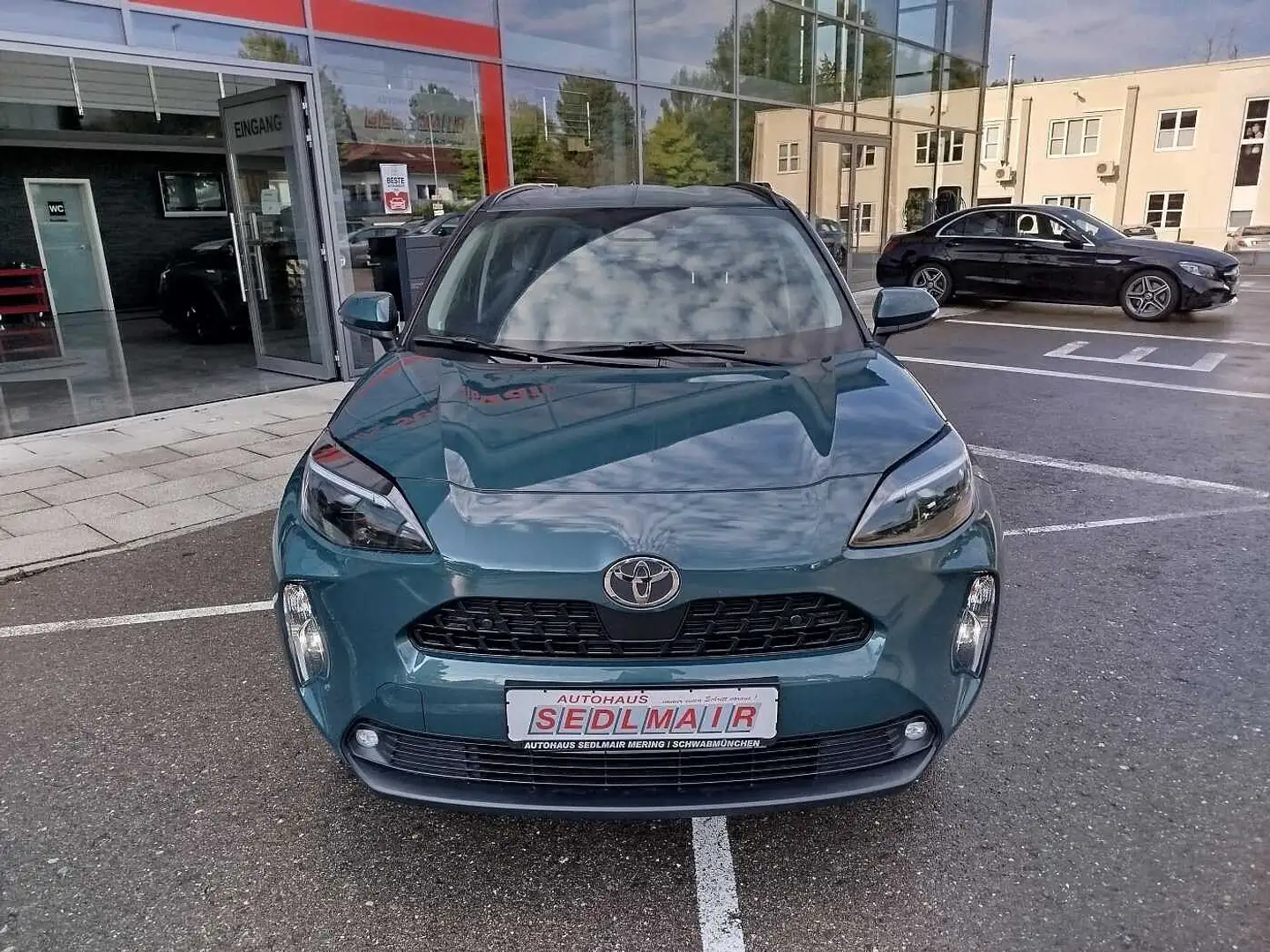 Toyota Yaris Cross Hybrid Active SHZ/LHZ/KAMERA/SOFORT! Zielony - 2