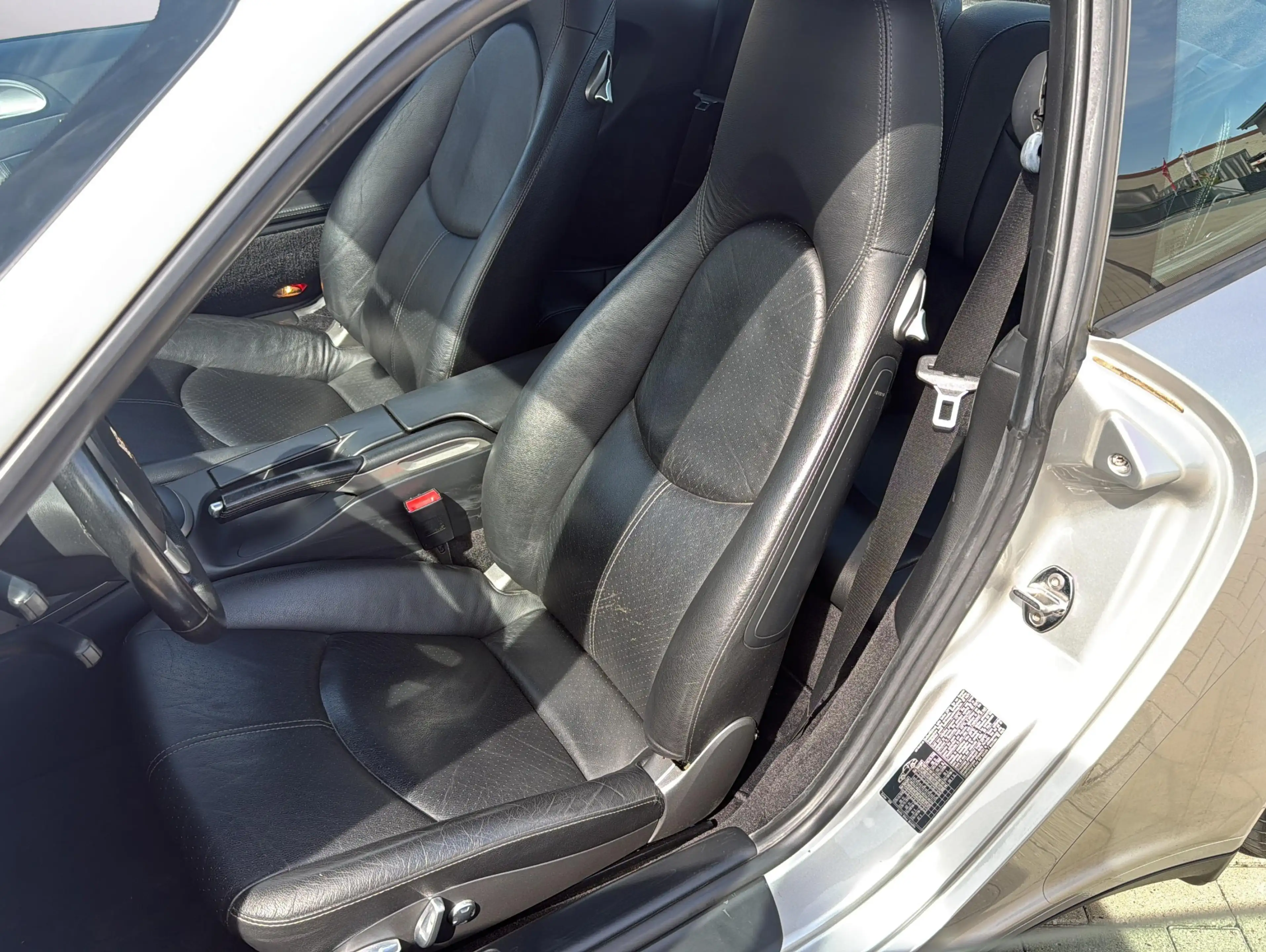 Porsche 997 Carrera 4 Coupe — photo 10