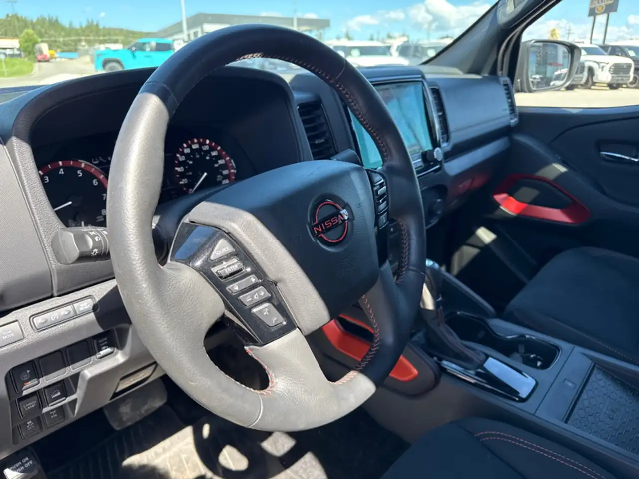 Nissan Frontier снимка Nissan Frontier