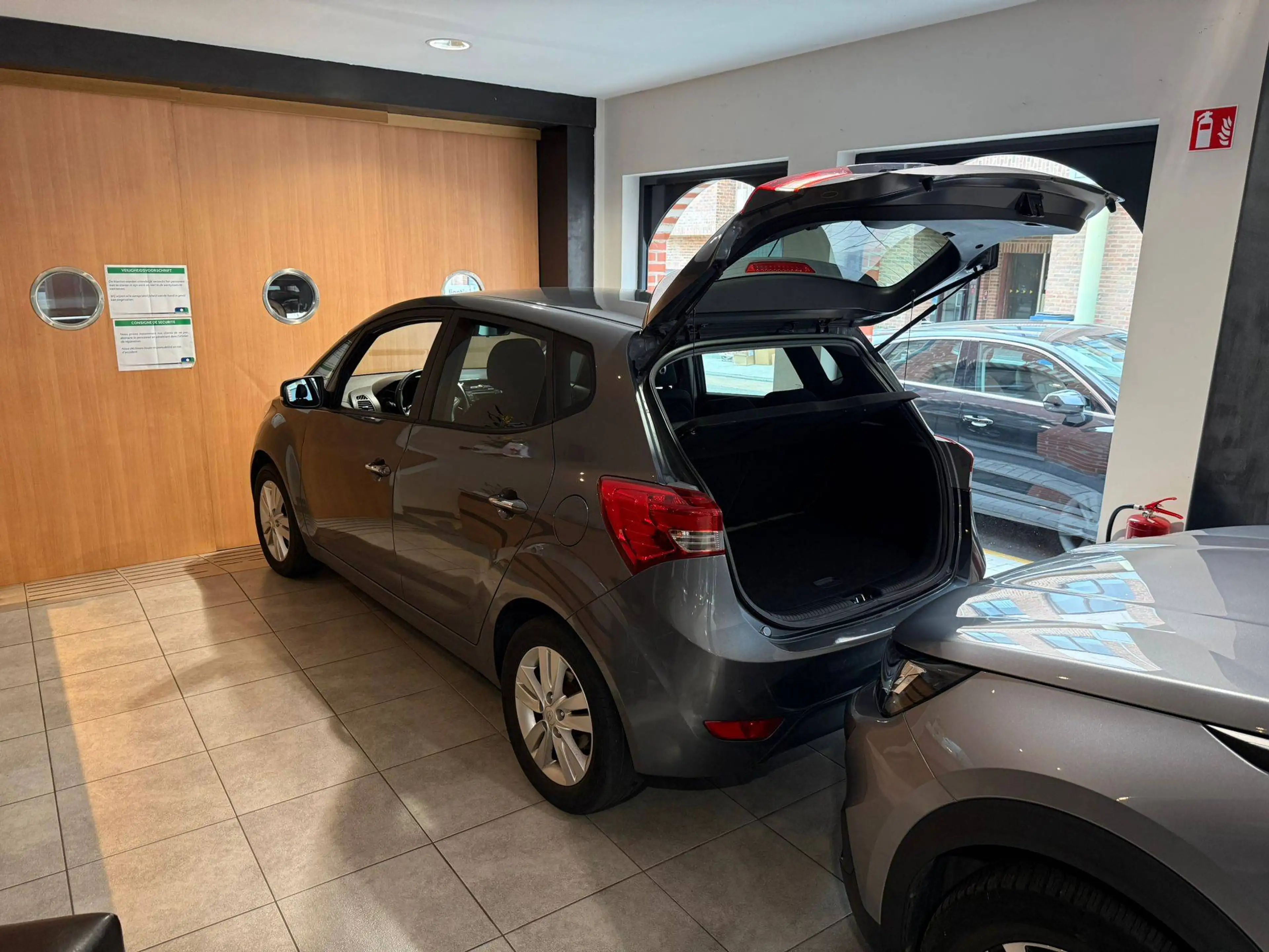 Hyundai iX20 iX20 1.4i Comfort ISG Stop — photo 5