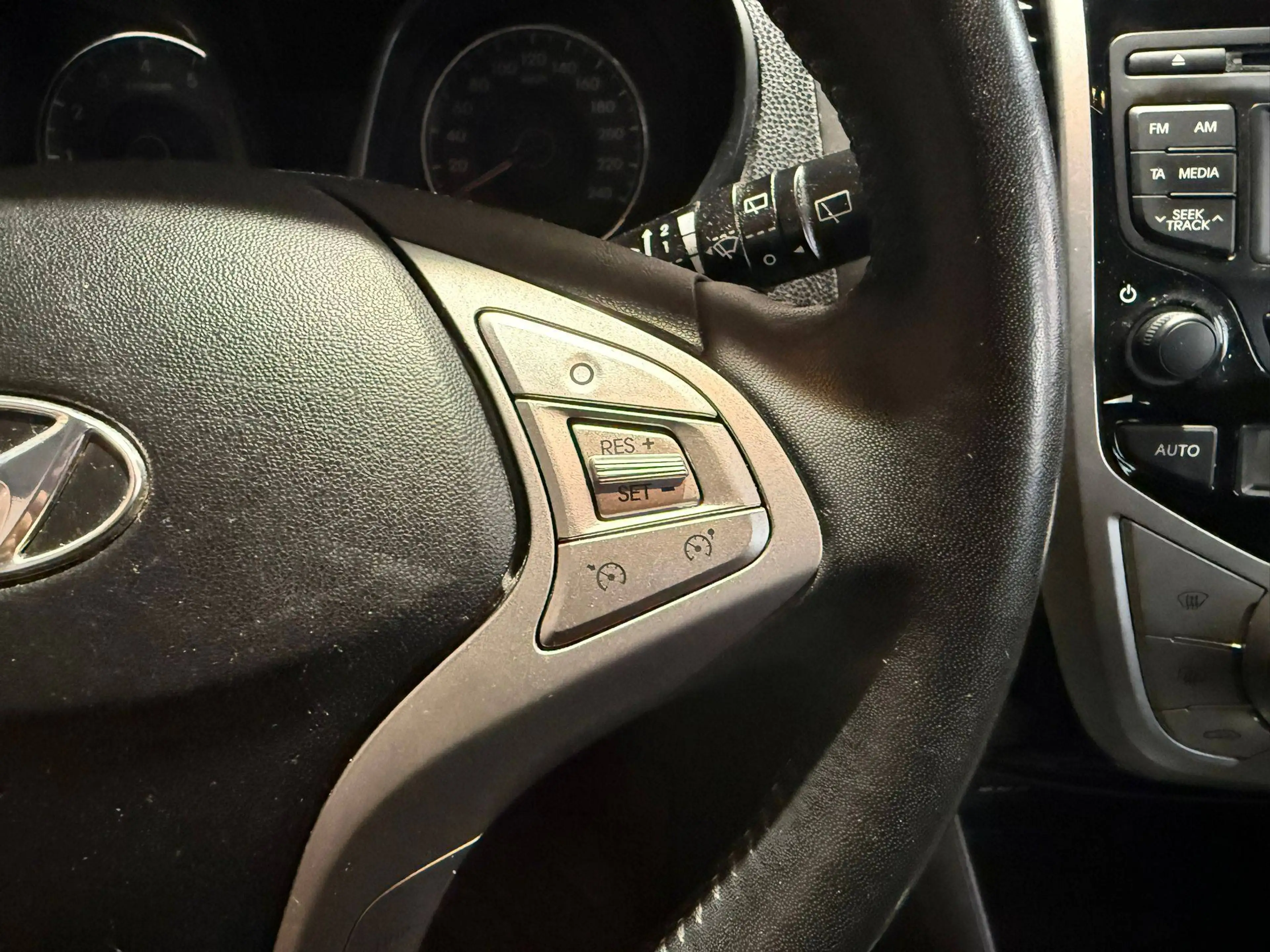 Hyundai iX20 iX20 1.4i Comfort ISG Stop — photo 9