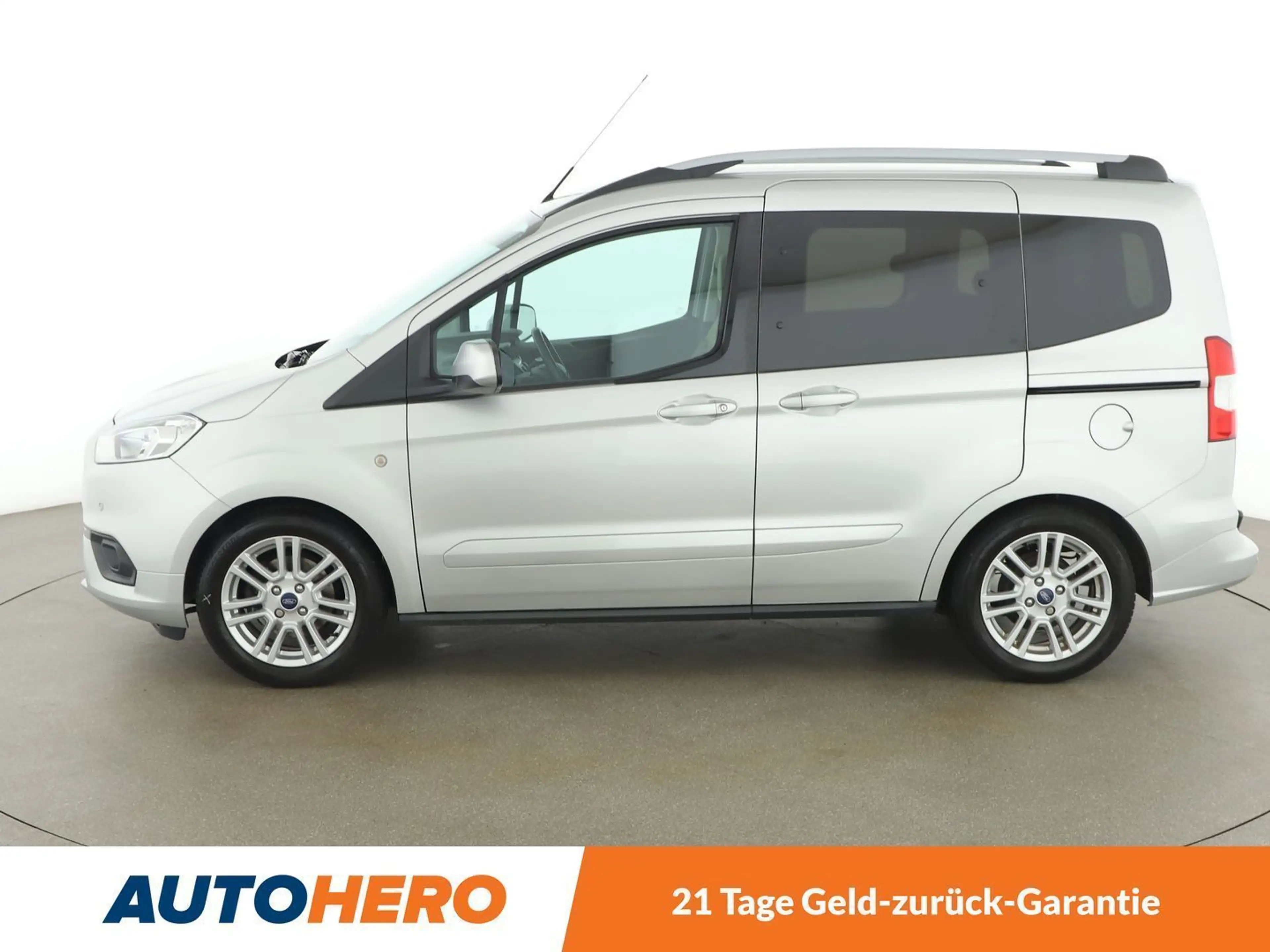 Ford Tourneo 1.0 EcoBoost Titanium *TEMPO*PDC*AHK*SHZ* — photo 3