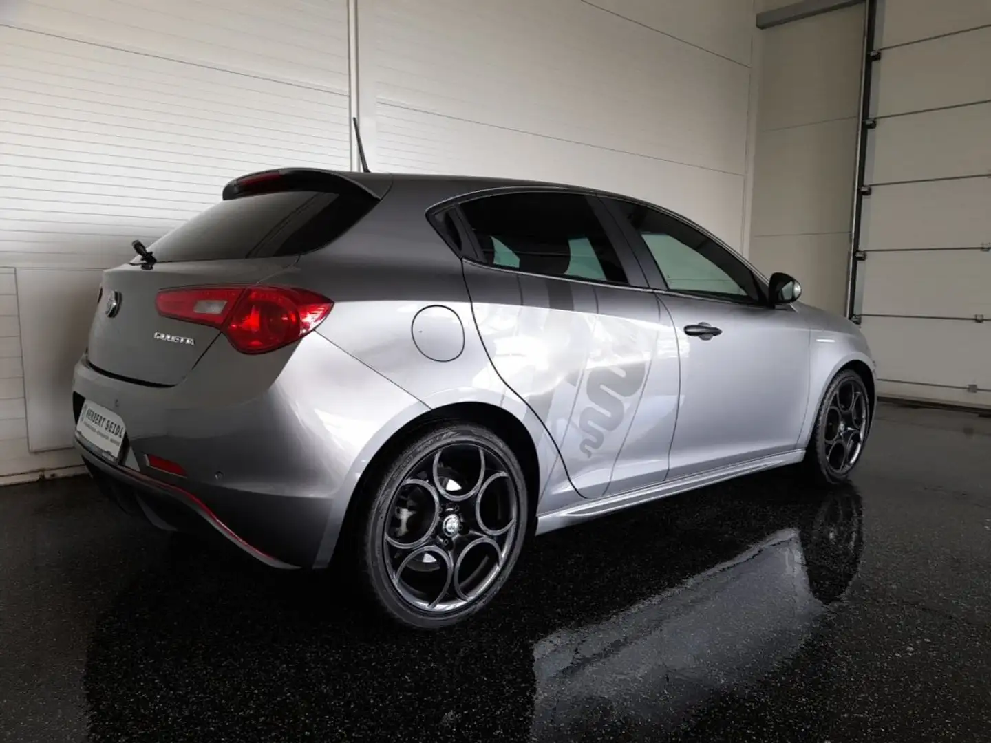 Alfa Romeo Giulietta Giulietta *XENON / AHV / SITZHEIZUNG / KLIMA* Grau - 2