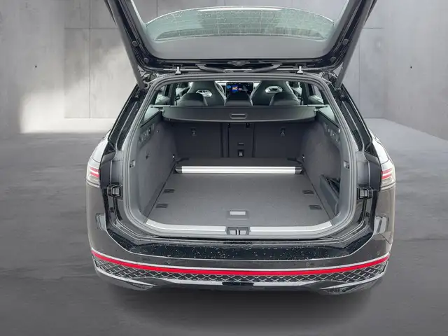 Volkswagen Passat view 13