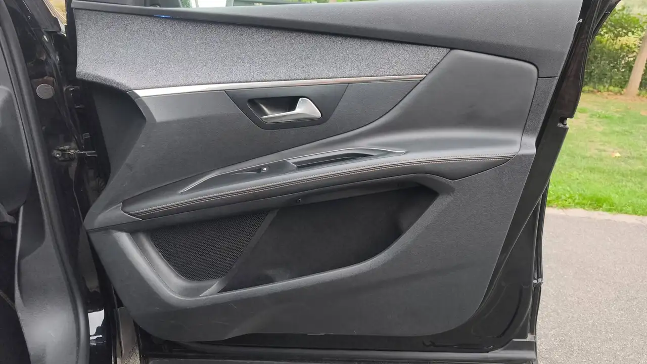 Peugeot 3008 3008 — photo 22