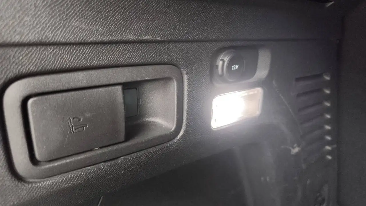 Peugeot 3008 3008 — photo 25