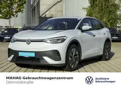Volkswagen ID.5 Pro WärmePu CCS AHK LED Navi ParkAssist+ Re