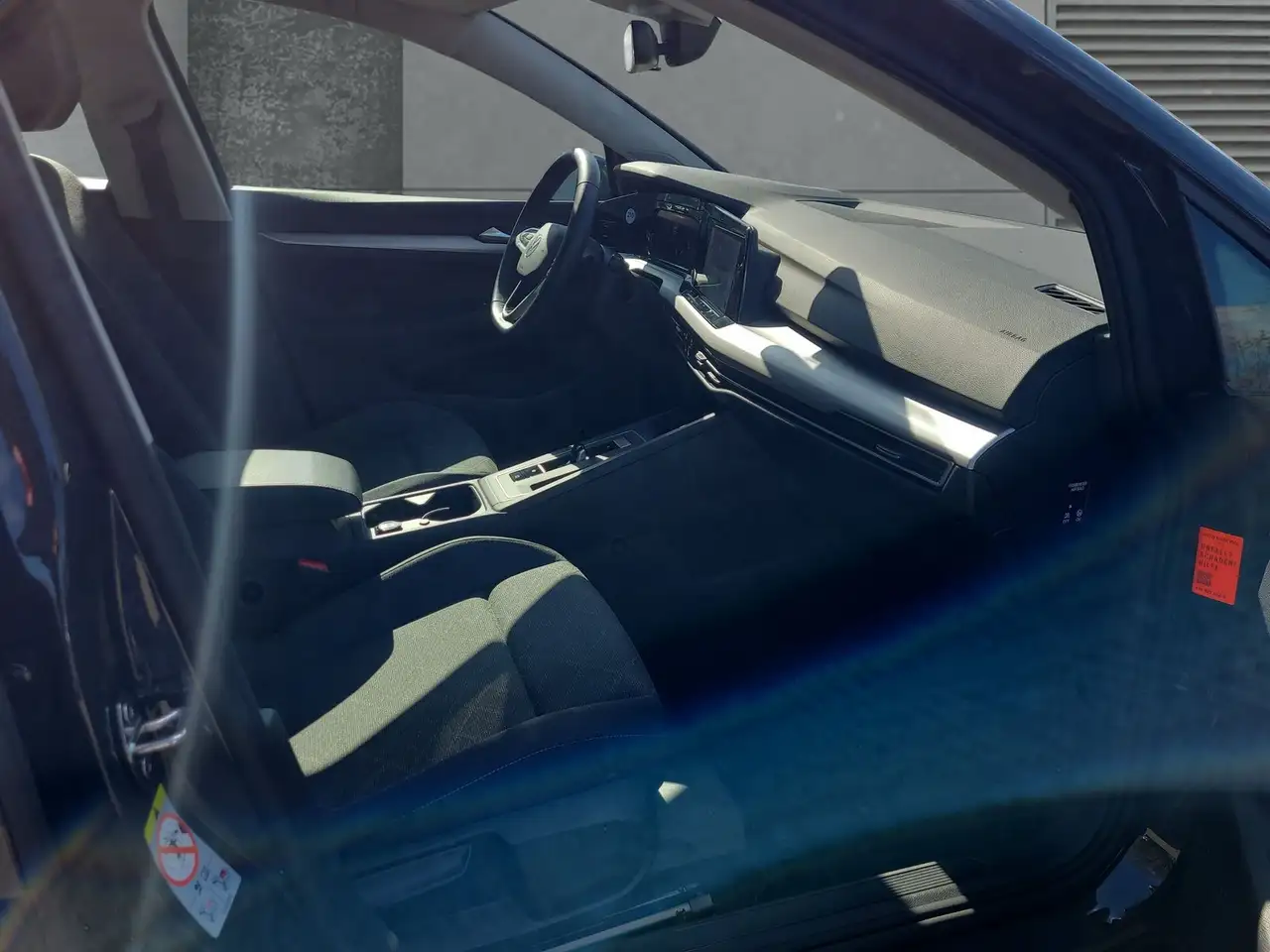Volkswagen Golf VIII 1.0 eTSI Navi, DSG, ACC 15