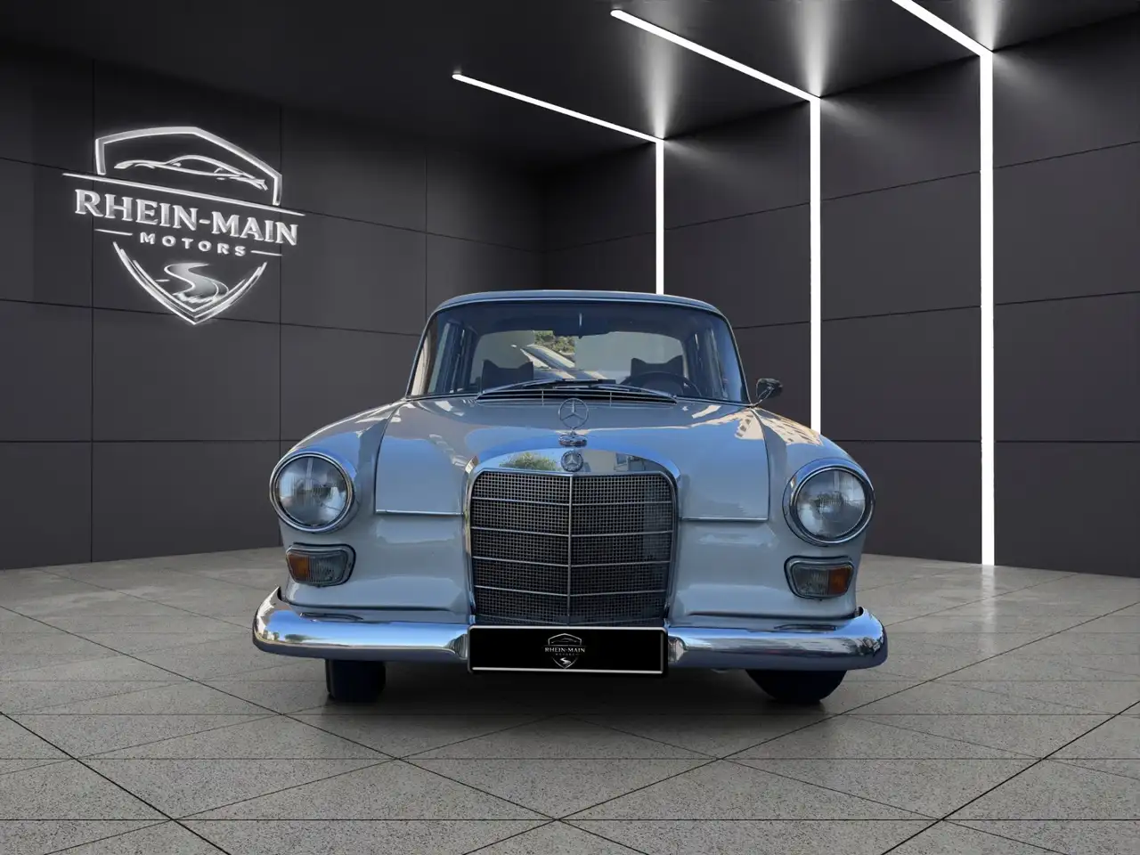 Mercedes-Benz 200D Heckflosse Traum Zustand, foto 3