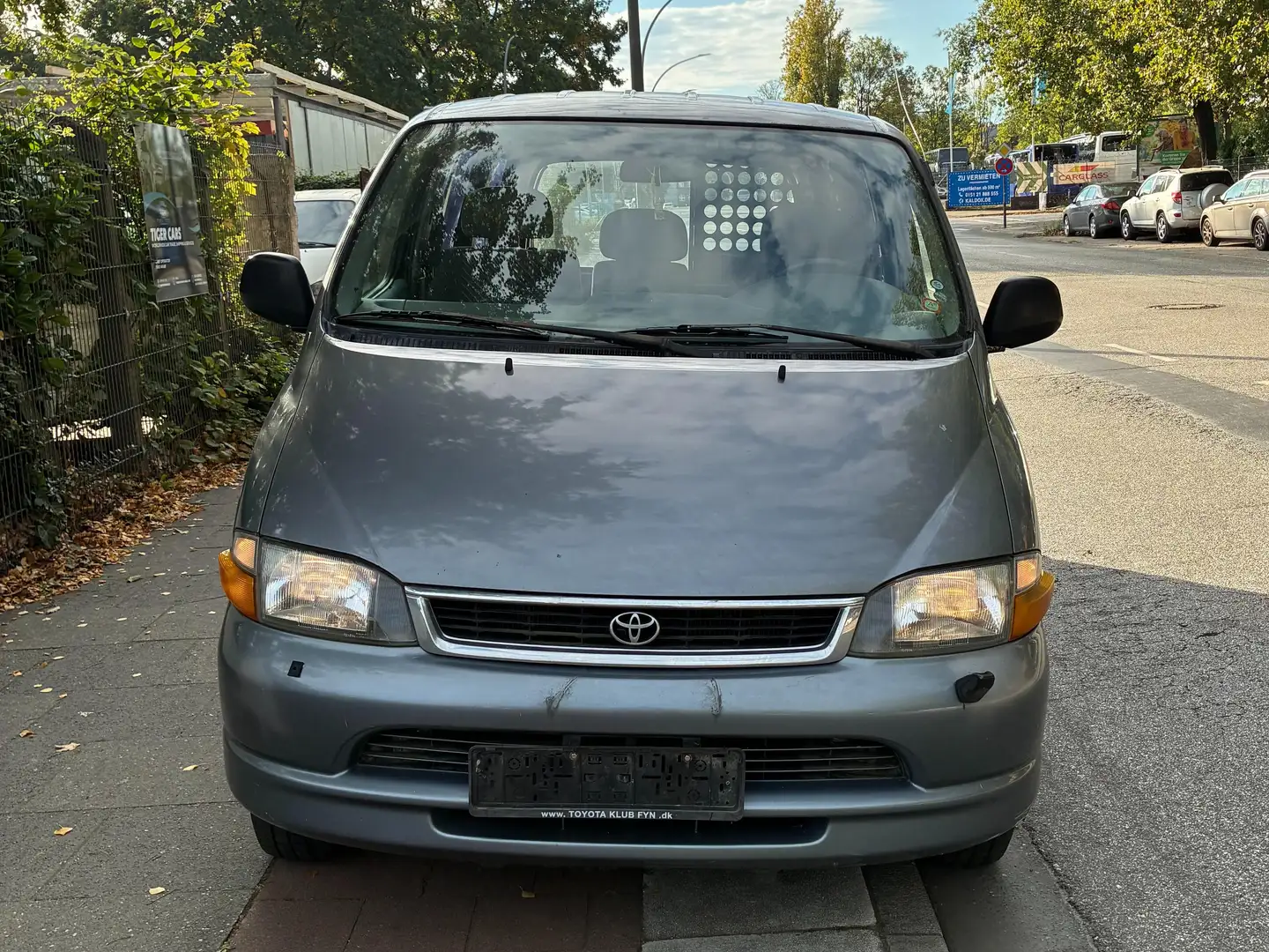 Toyota Hiace Toyota Hiace 1997 TD - 1