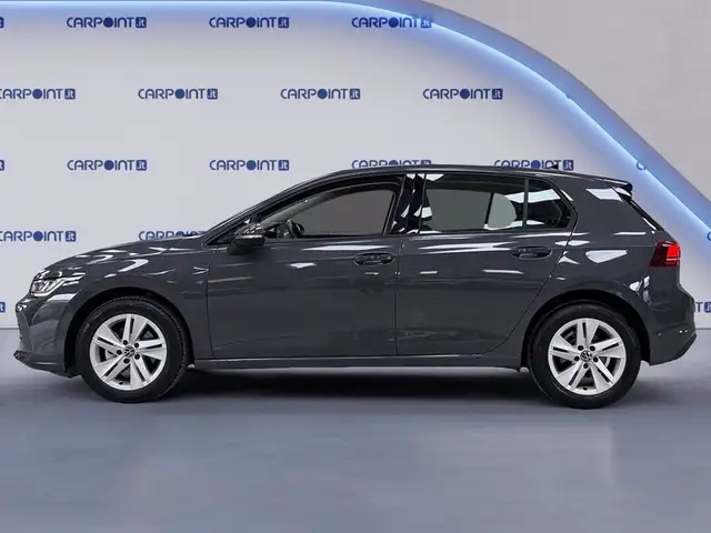 Volkswagen Golf view 3