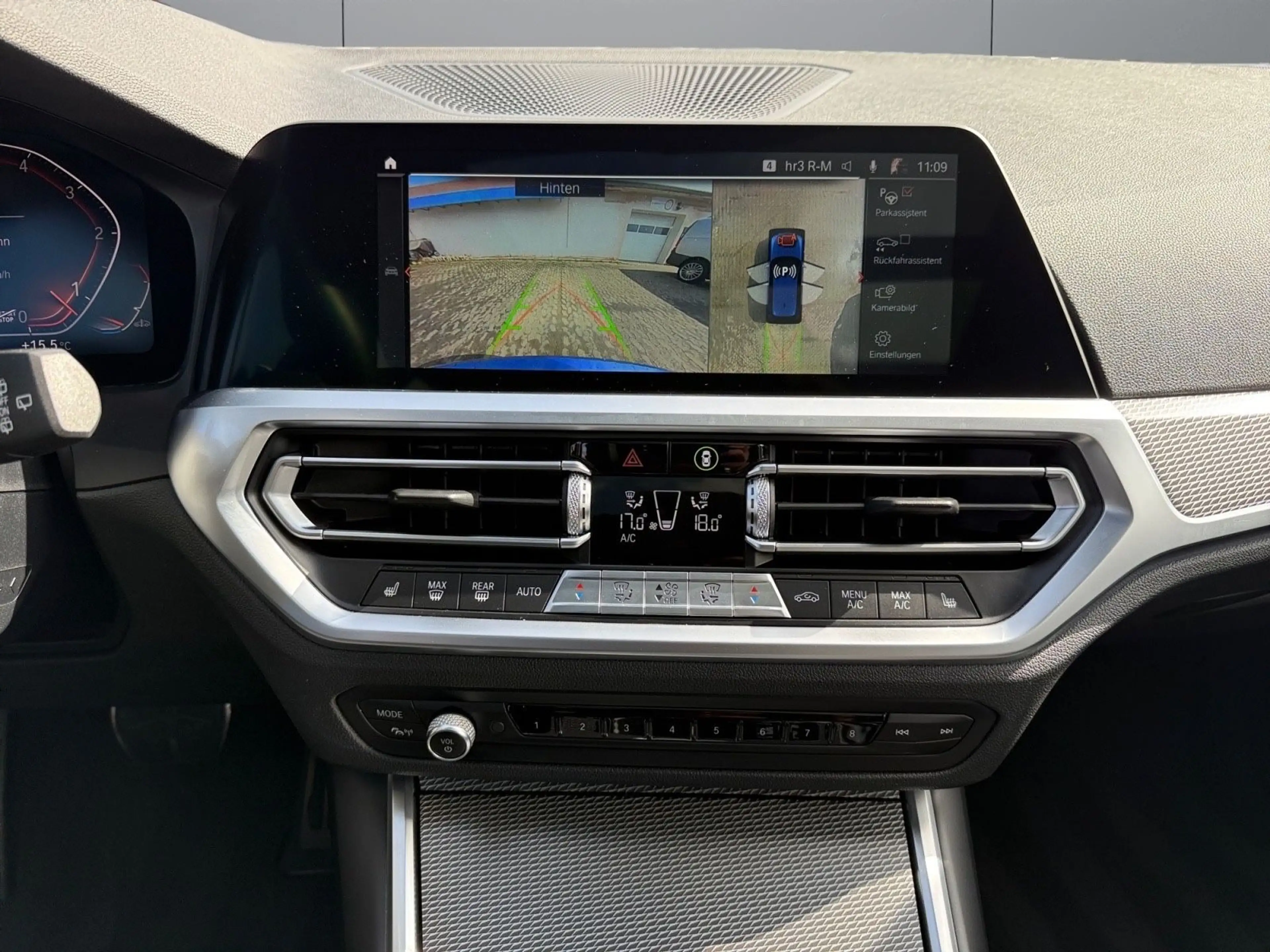 BMW 330 d Touring xDrive M Sport HUD PANO 360 Kam. — photo 15