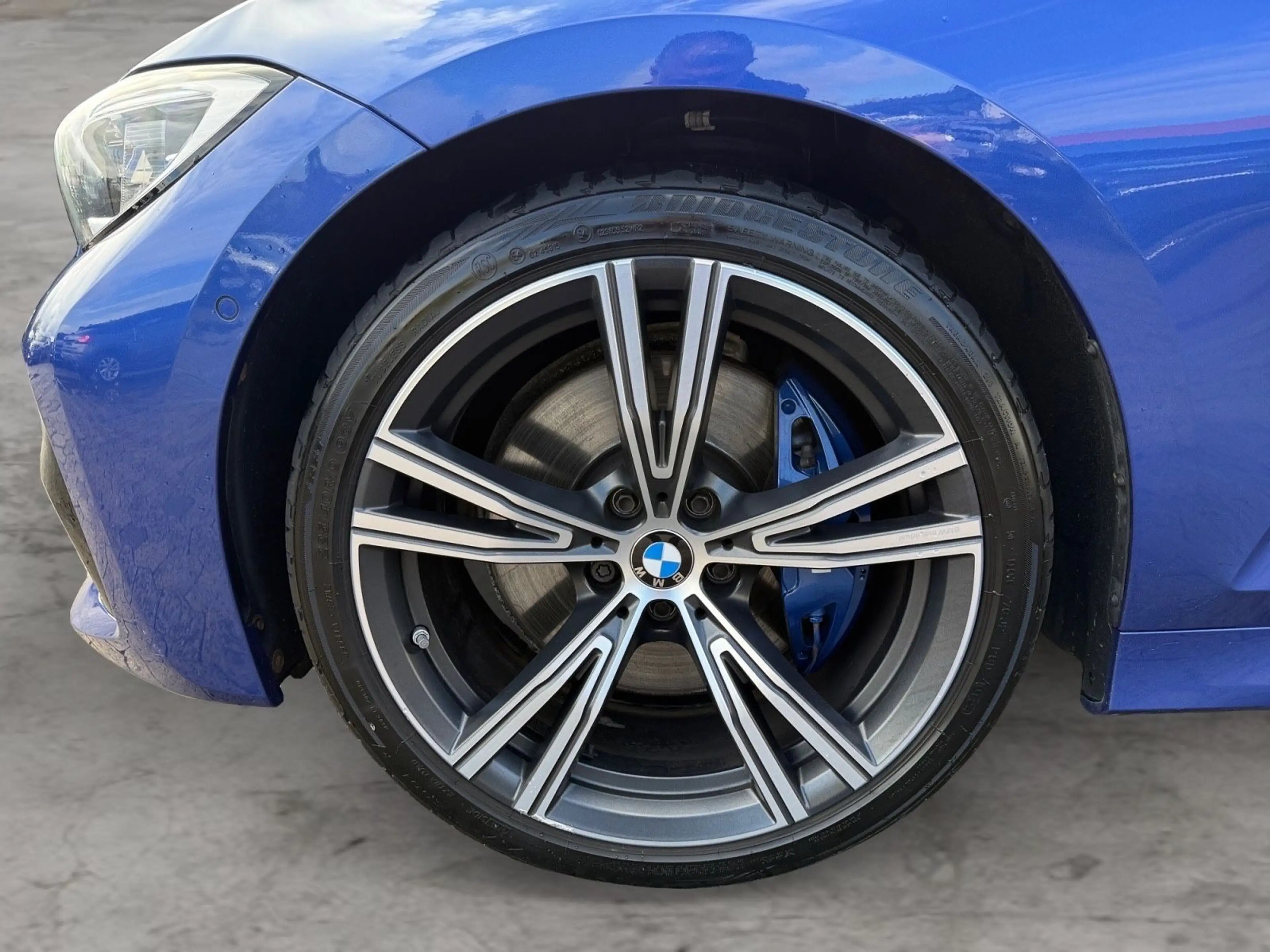 BMW 330 d Touring xDrive M Sport HUD PANO 360 Kam. — photo 9