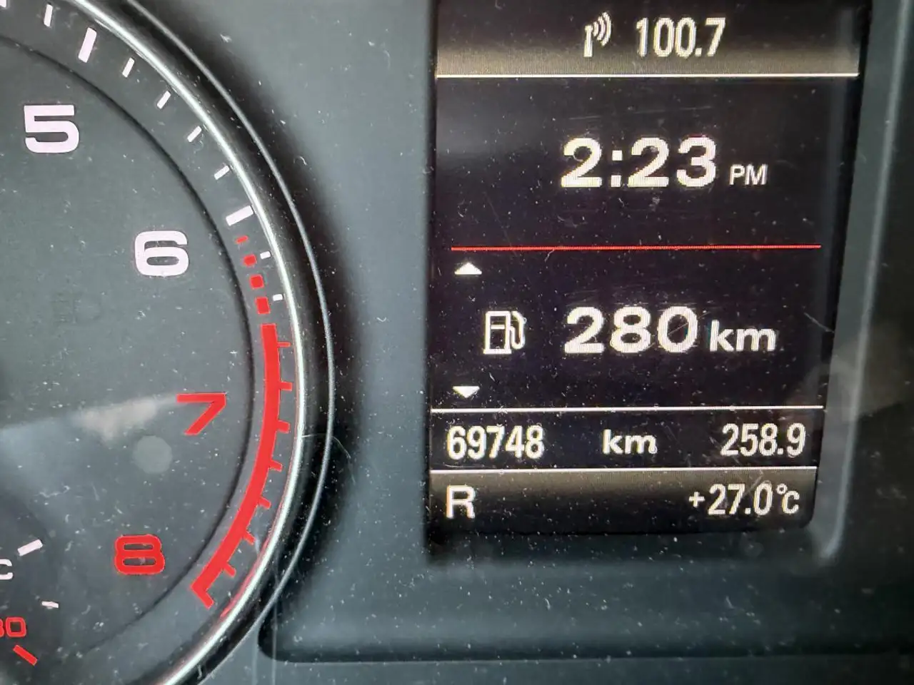 Audi Q3 снимка Audi Q3