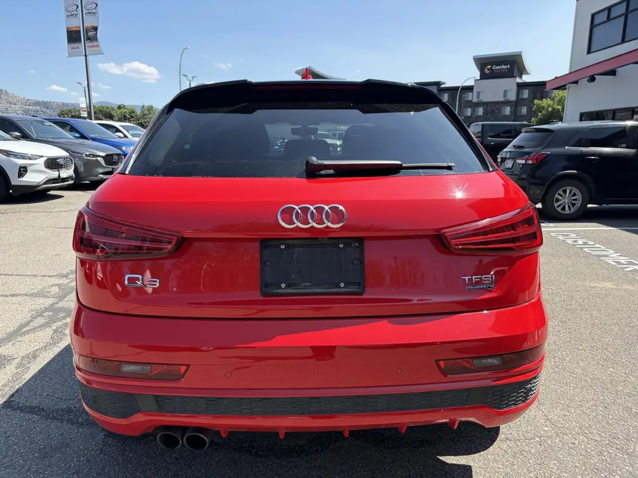 Audi Q3 снимка Audi Q3