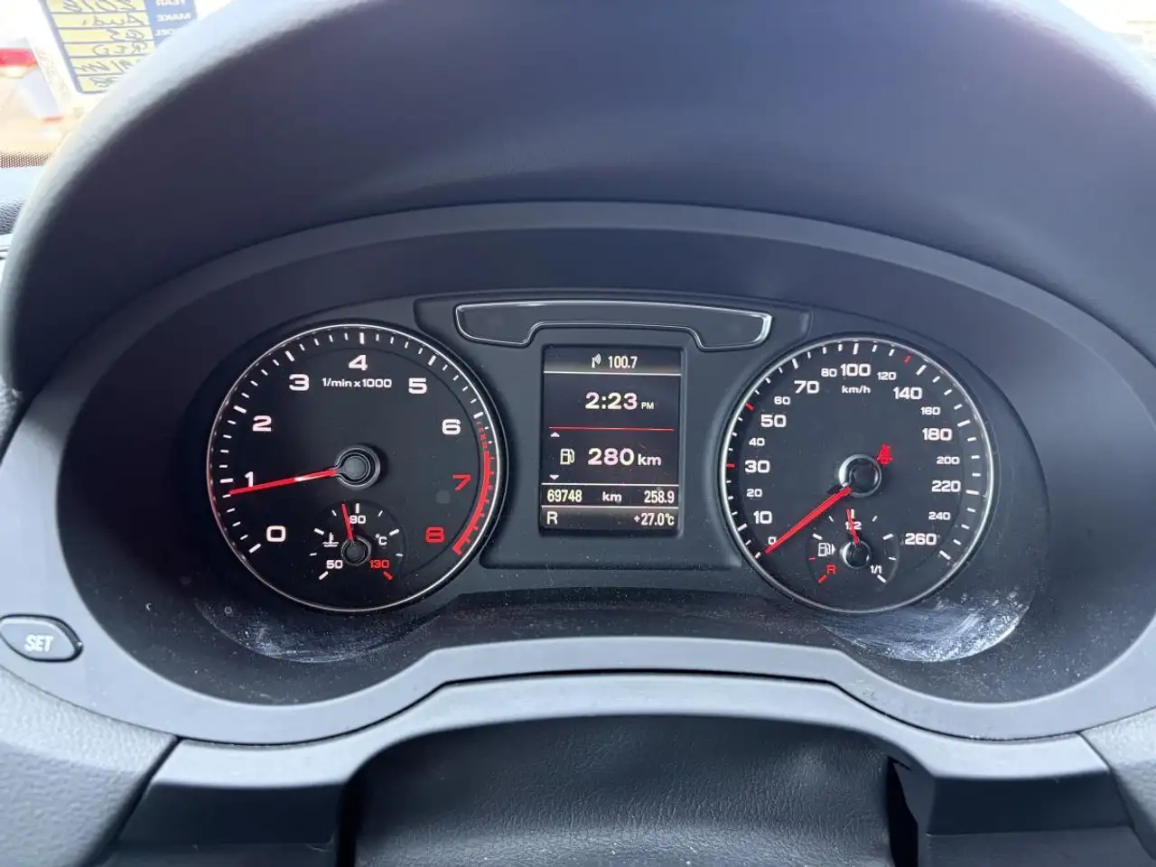 Audi Q3 снимка Audi Q3